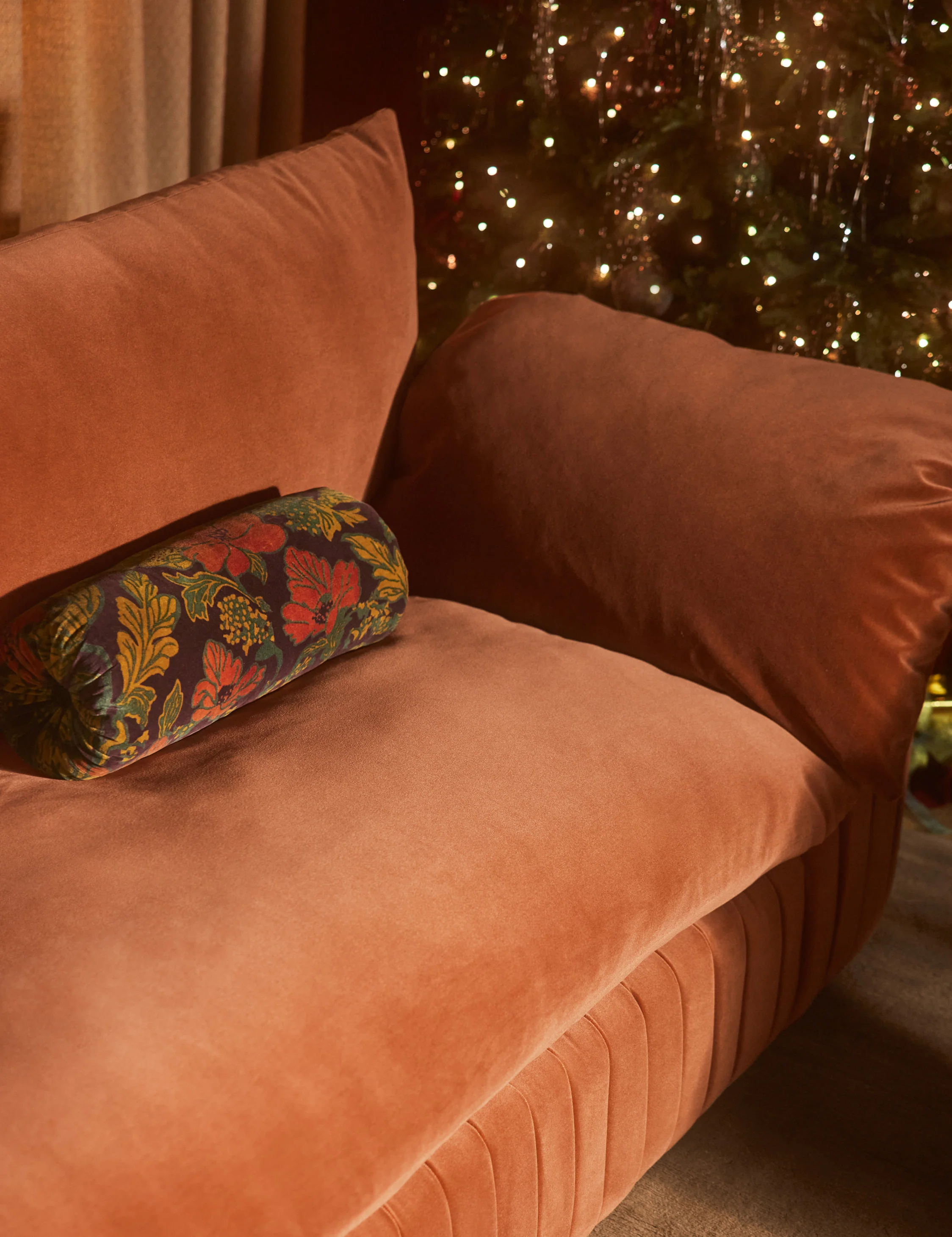Agnetha Velvet Pillow - Image 8