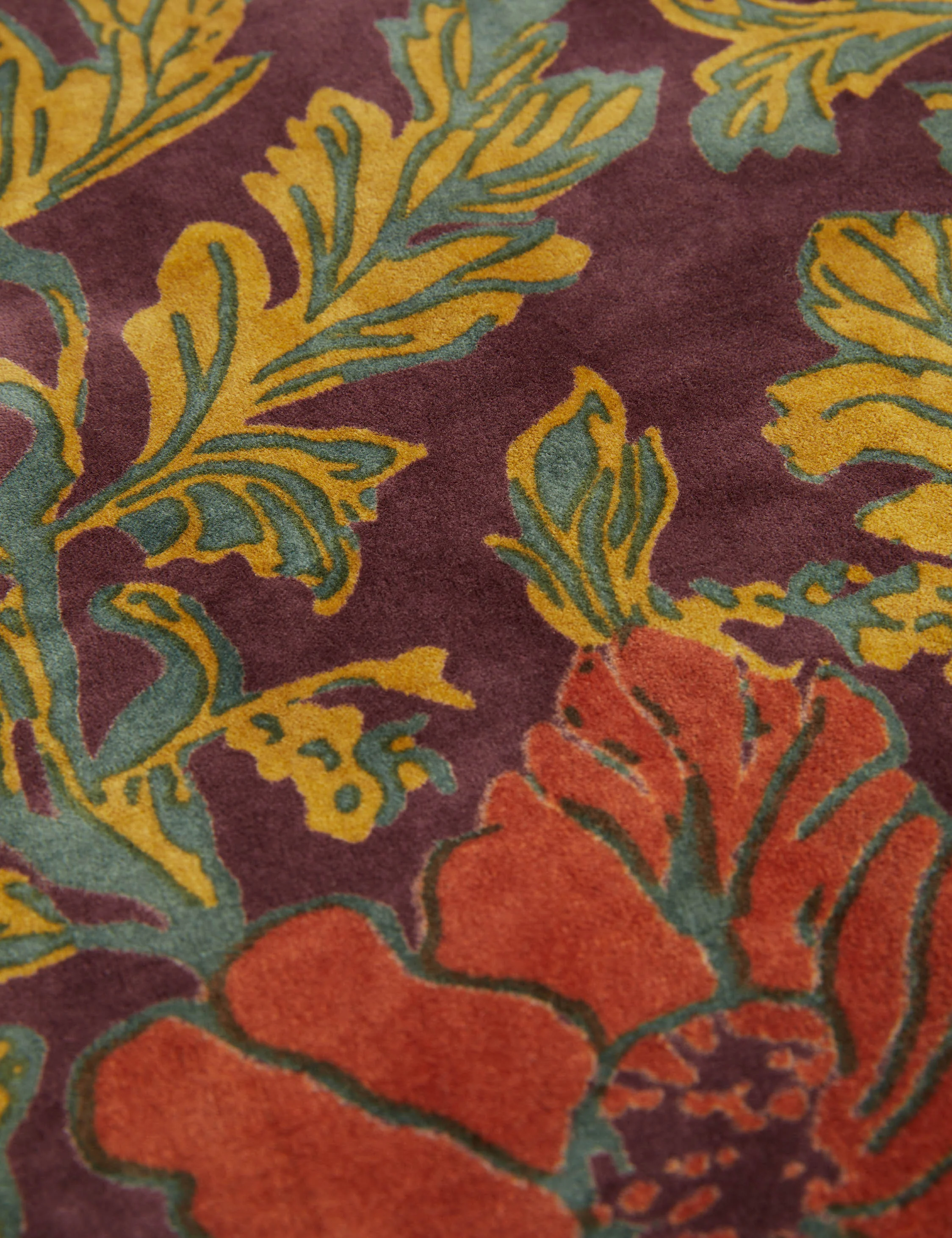 Agnetha Velvet Tree Skirt - Image 4