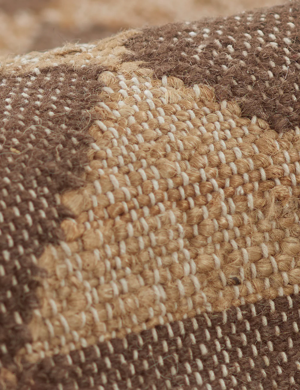 Amari Handwoven Rug - Image 8