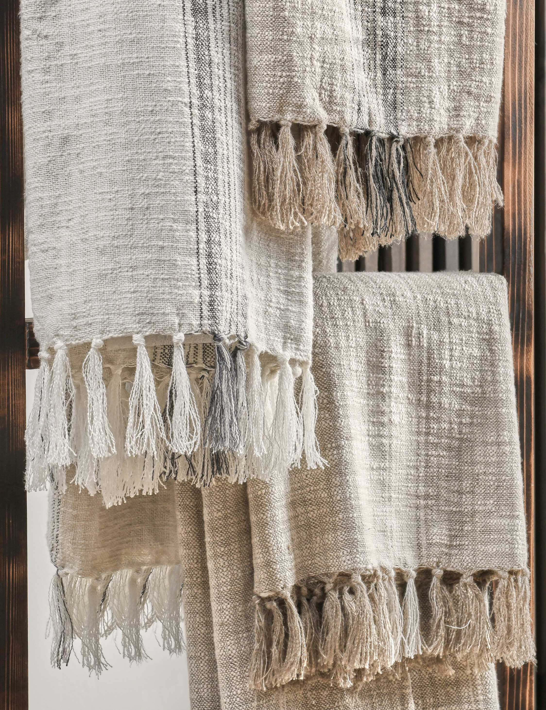 Ambar Throw - Image 8