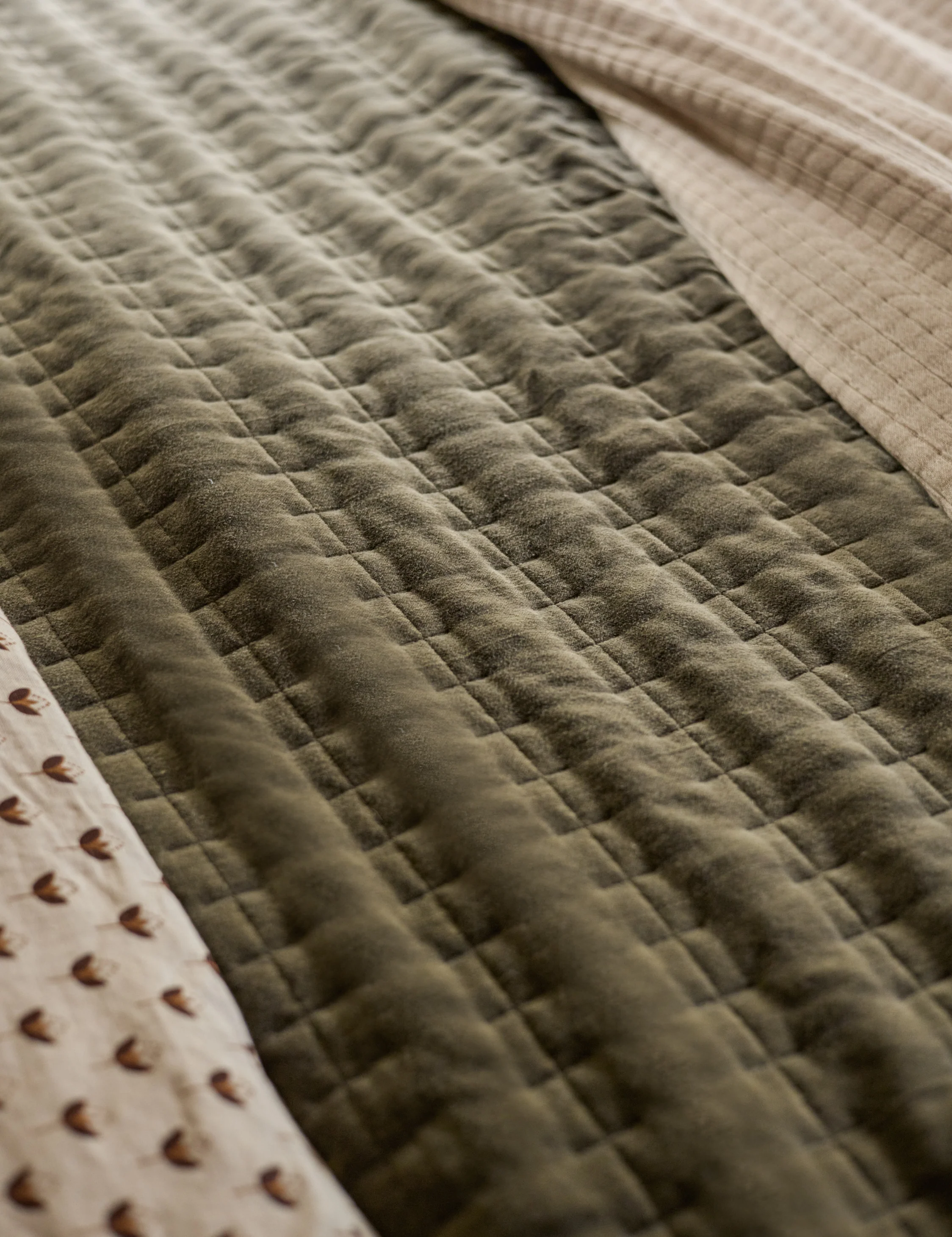 Anderson Velvet Quilt - Image 14
