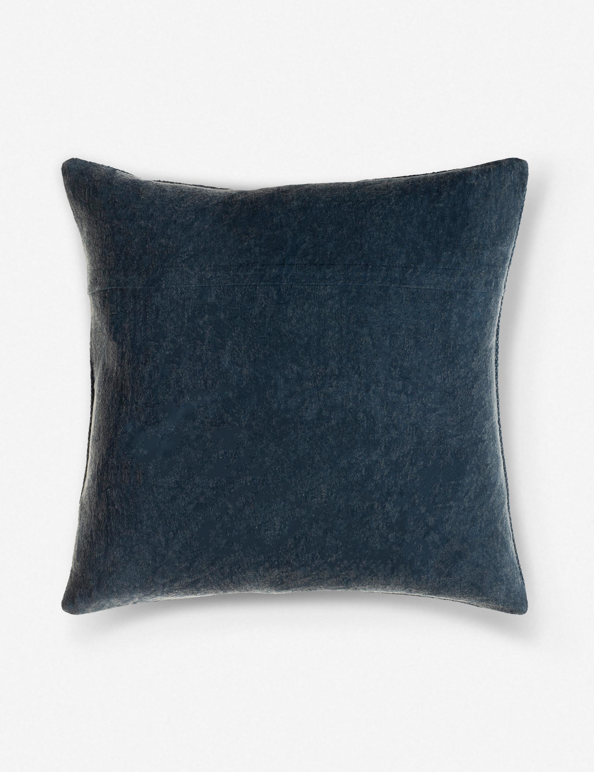 Angie Pillow - Image 3