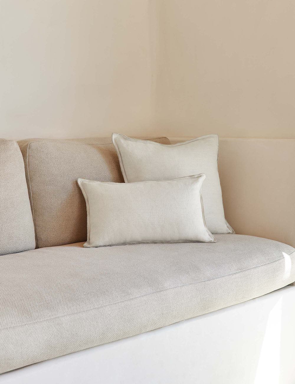 Arlo Linen Pillow - Image 69