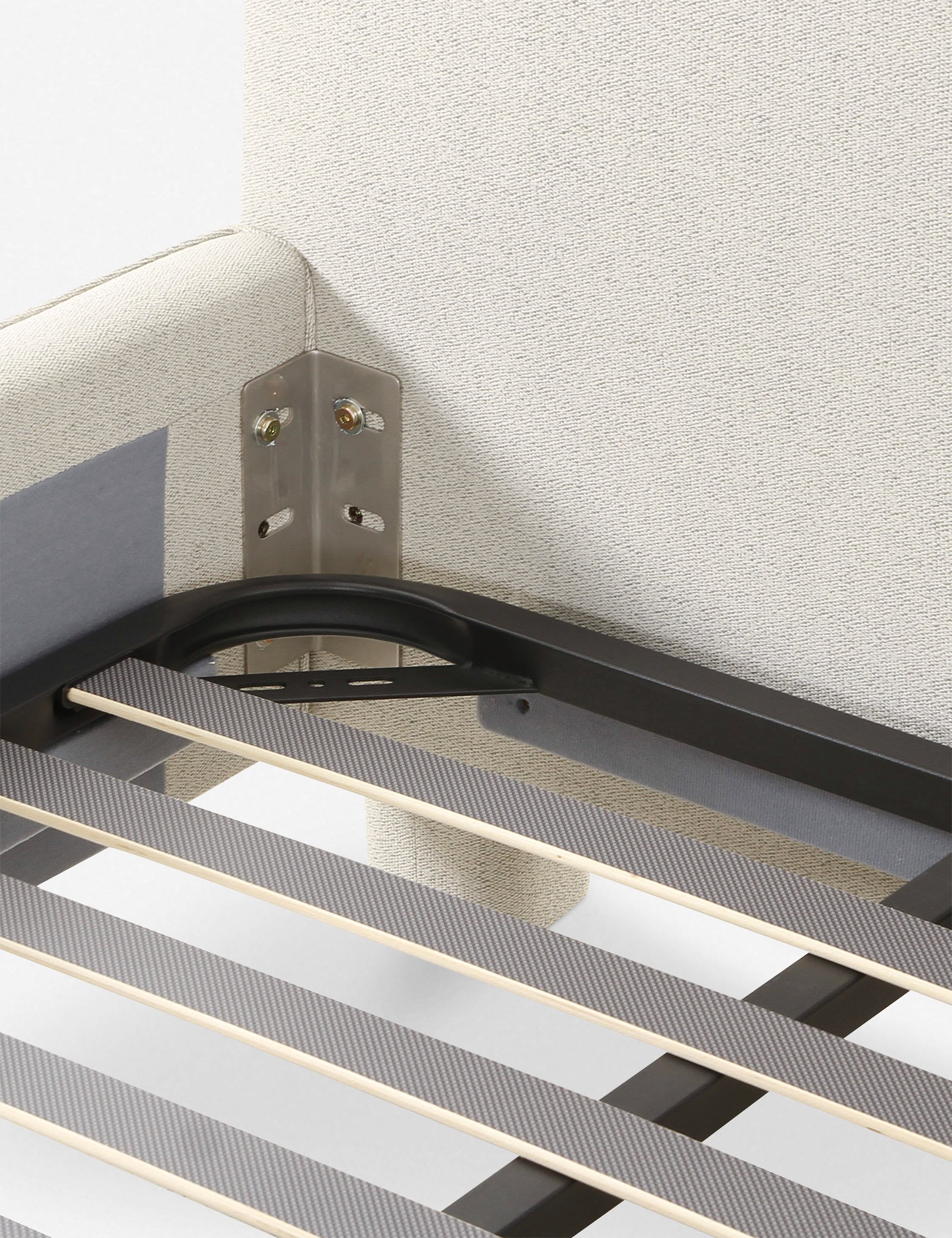 Asner Platform Bed - Image 10