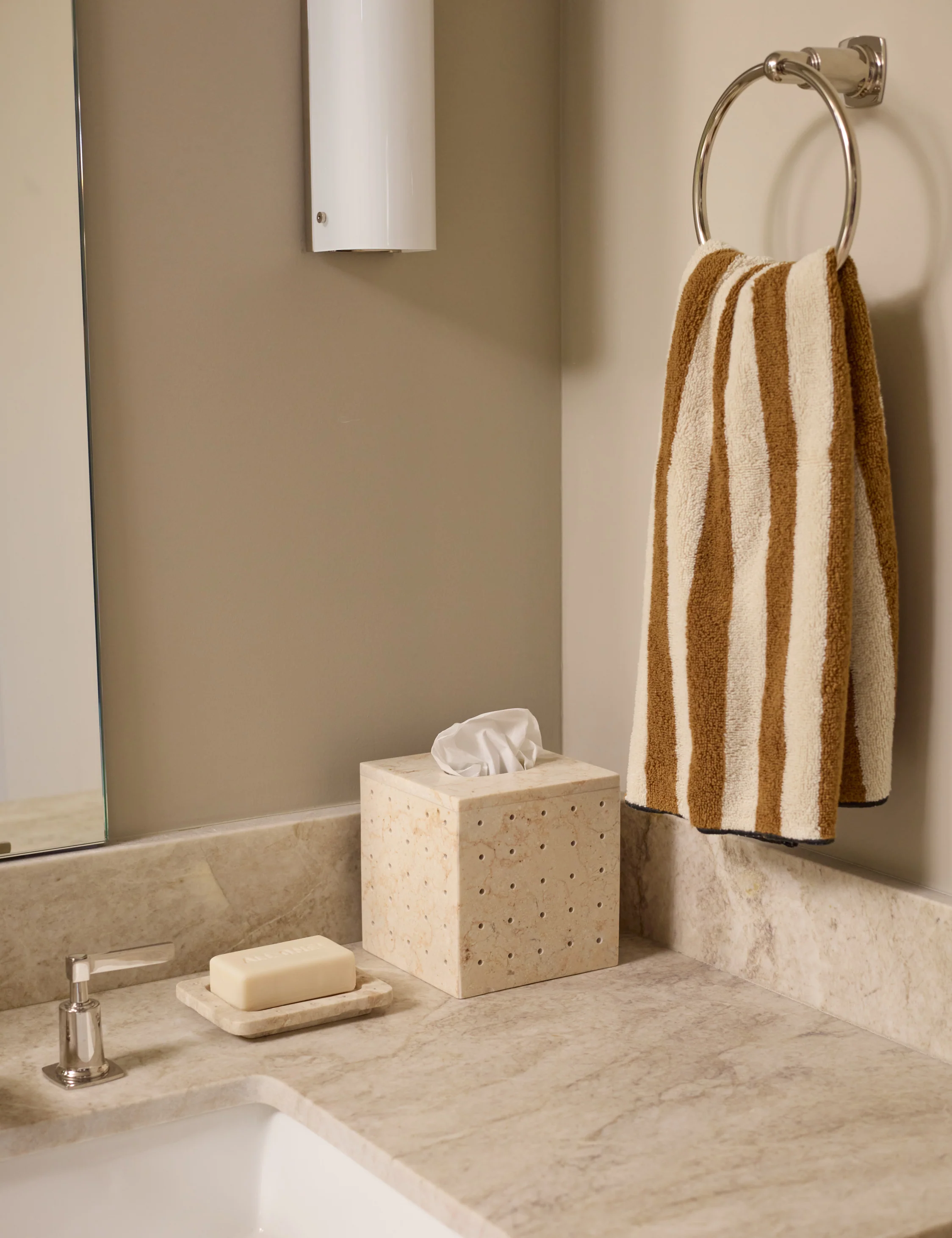 Aukko Bath Accessories by Sarah Sherman Samuel - Image 10
