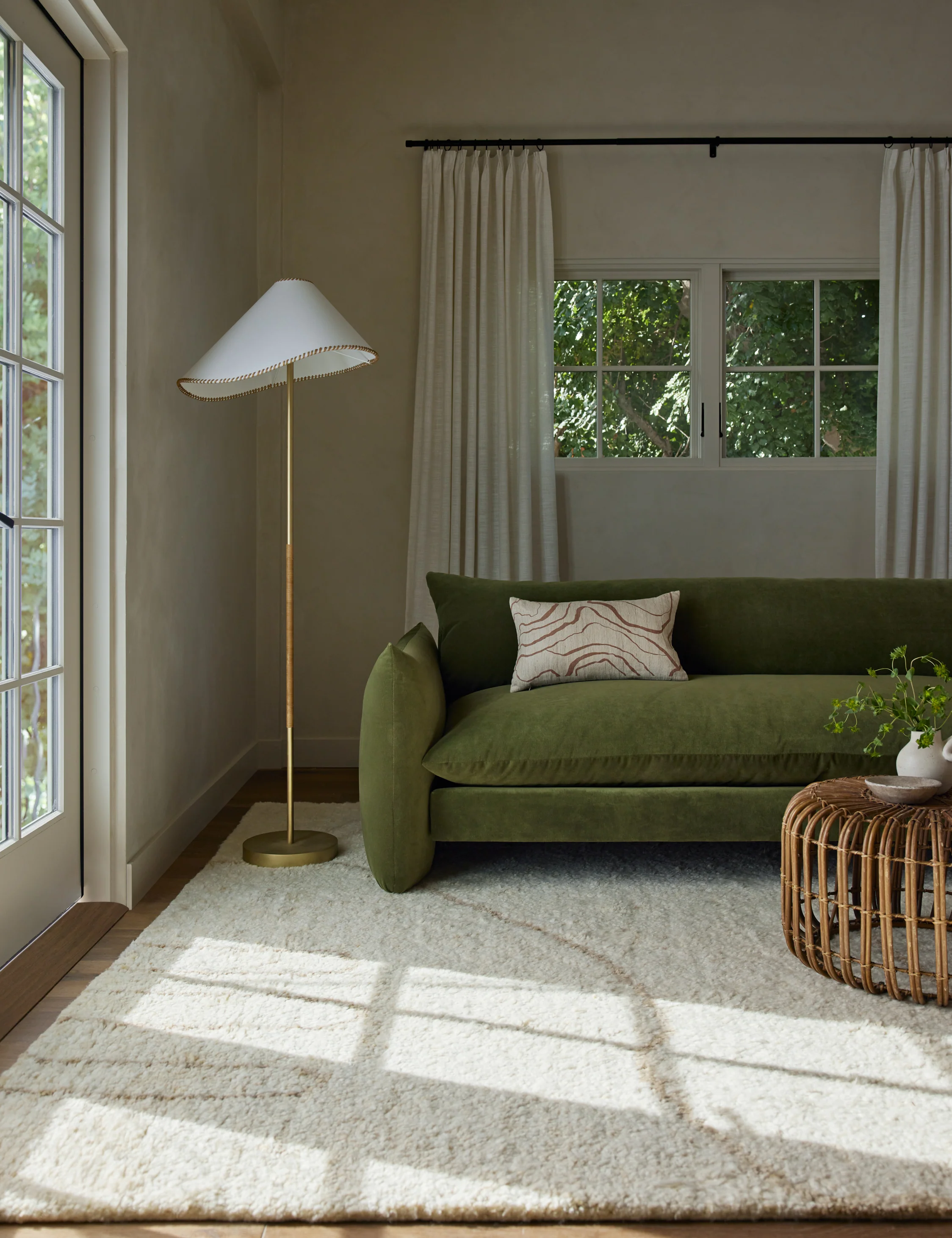 Banks Sofa - Image 230