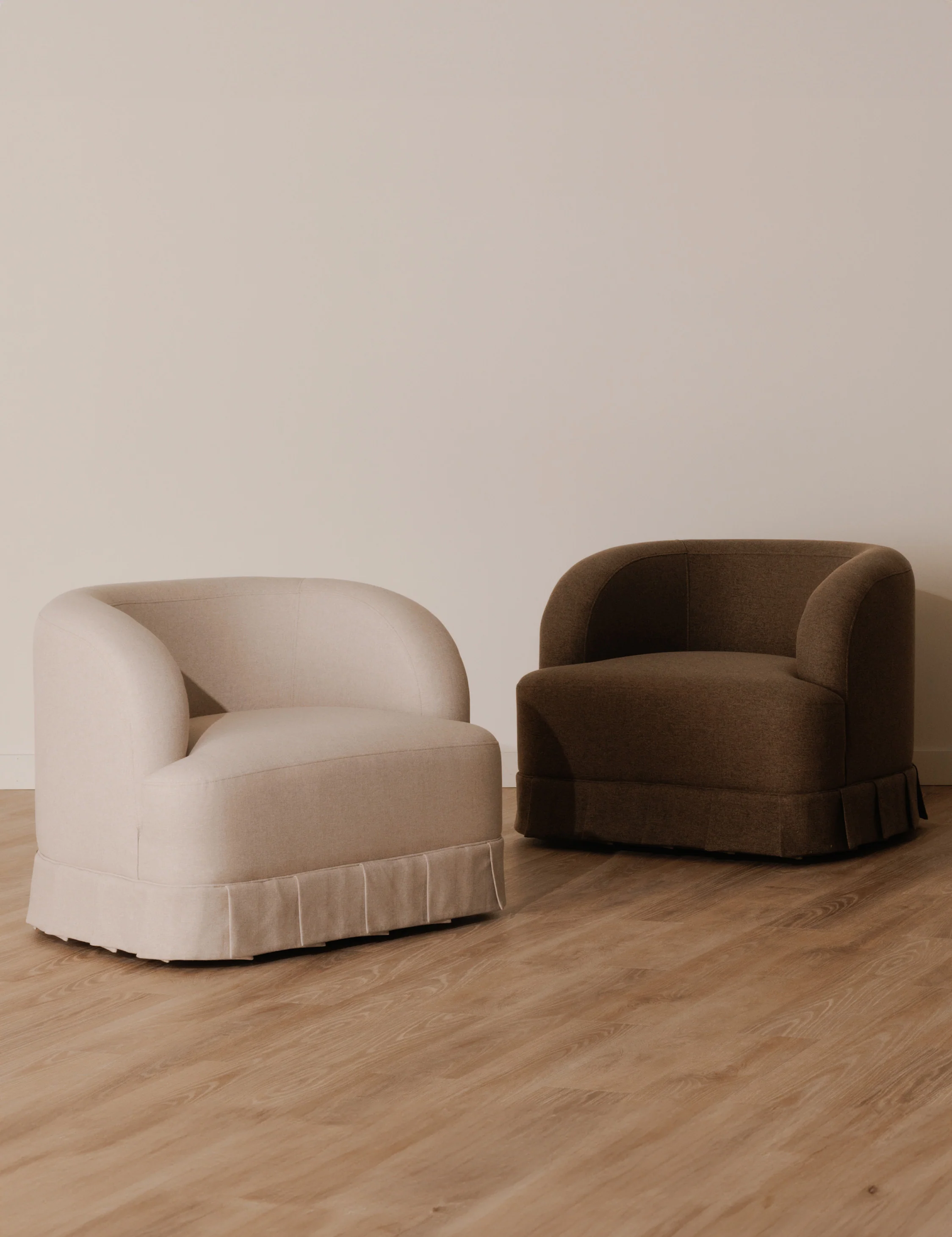 Belden Swivel Chair - Image 3