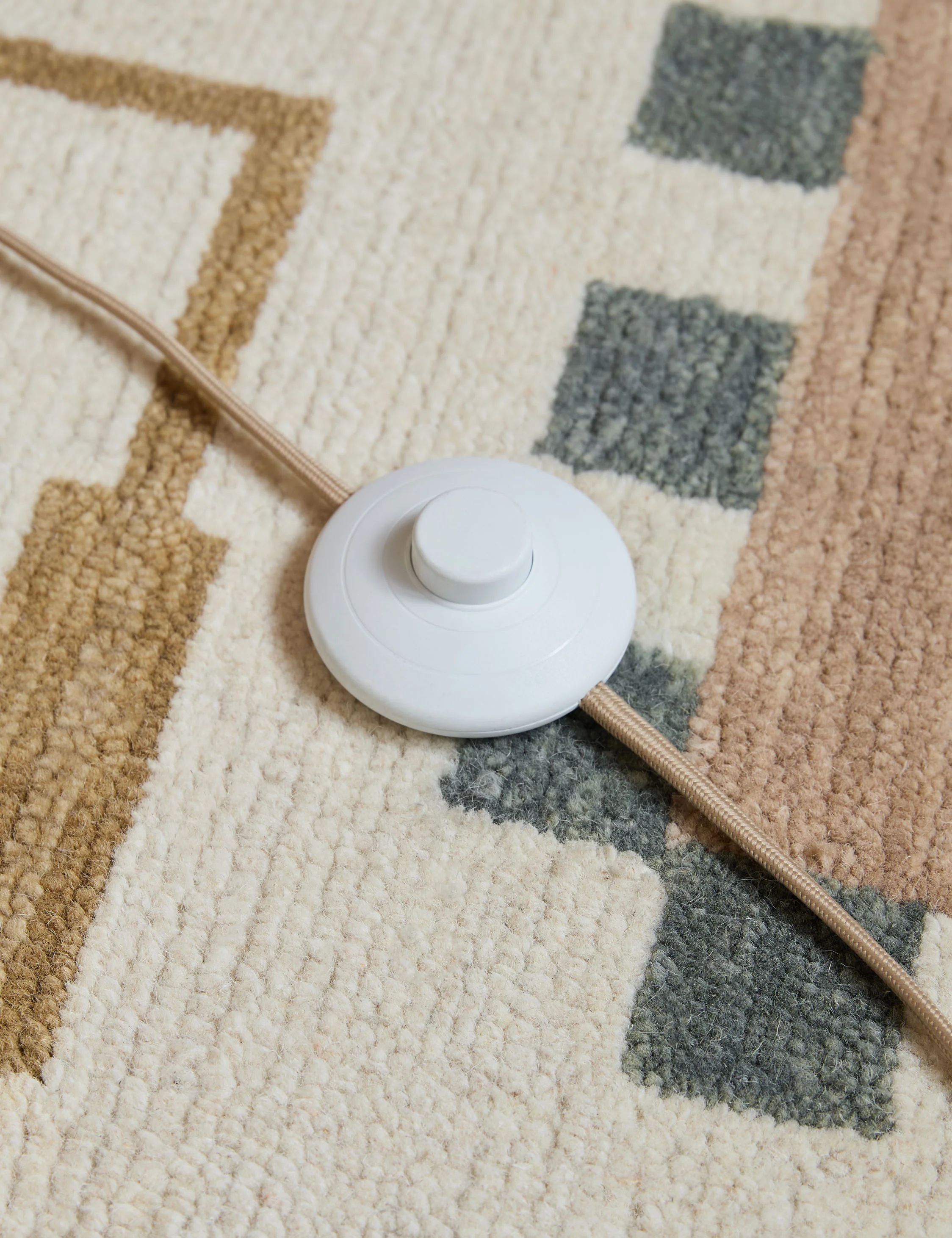 Bemand Floor Lamp - Image 16
