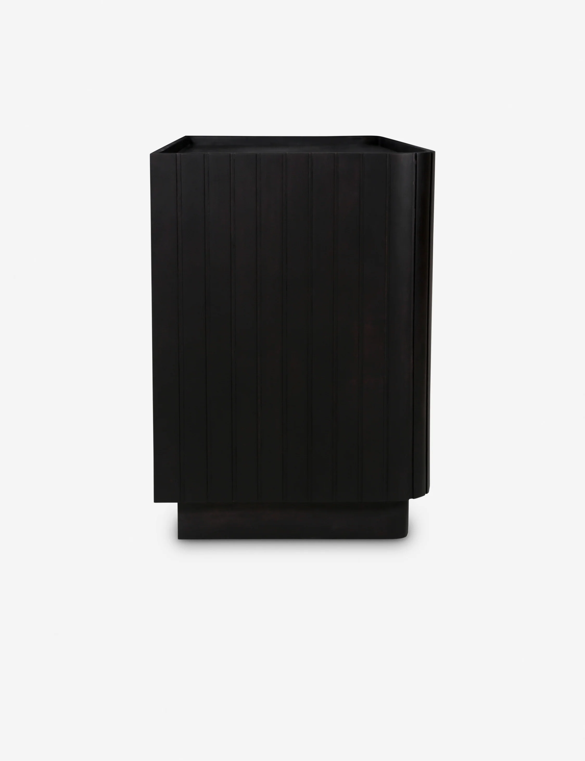 Benedict 6-Drawer Dresser - Image 4