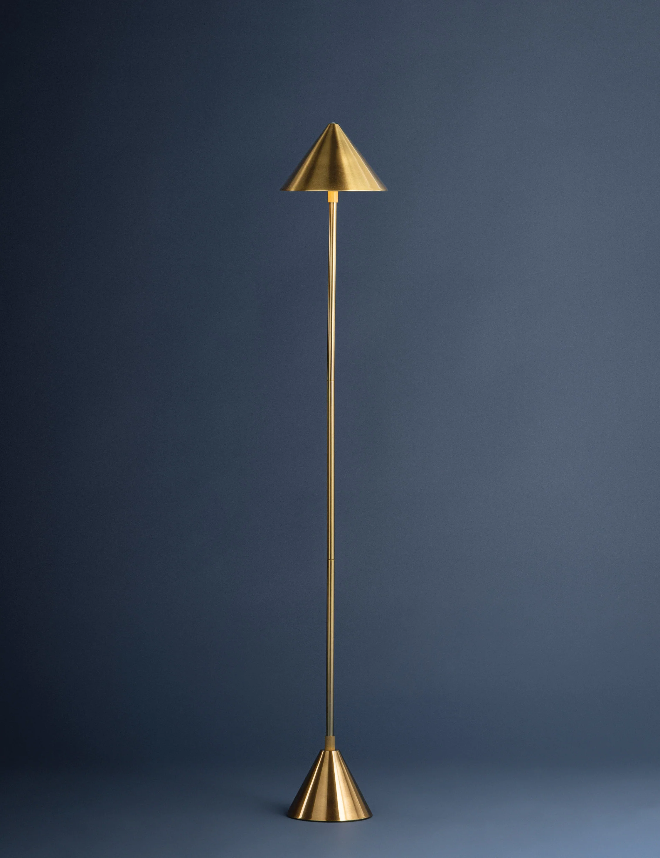 Brasseur Cordless Floor Lamp