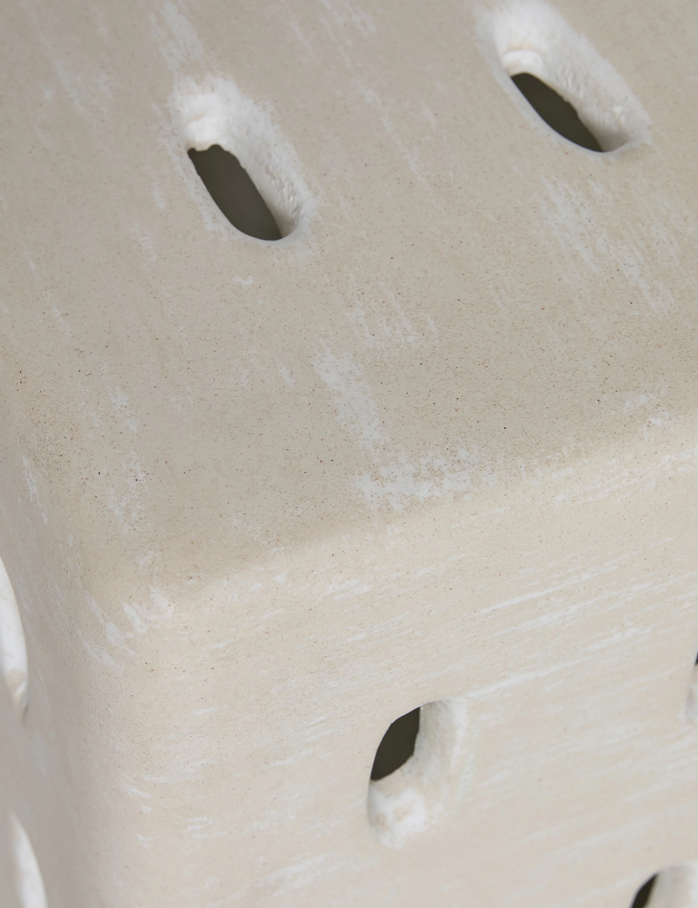 Cabra Indoor / Outdoor Coffee Table - Image 8