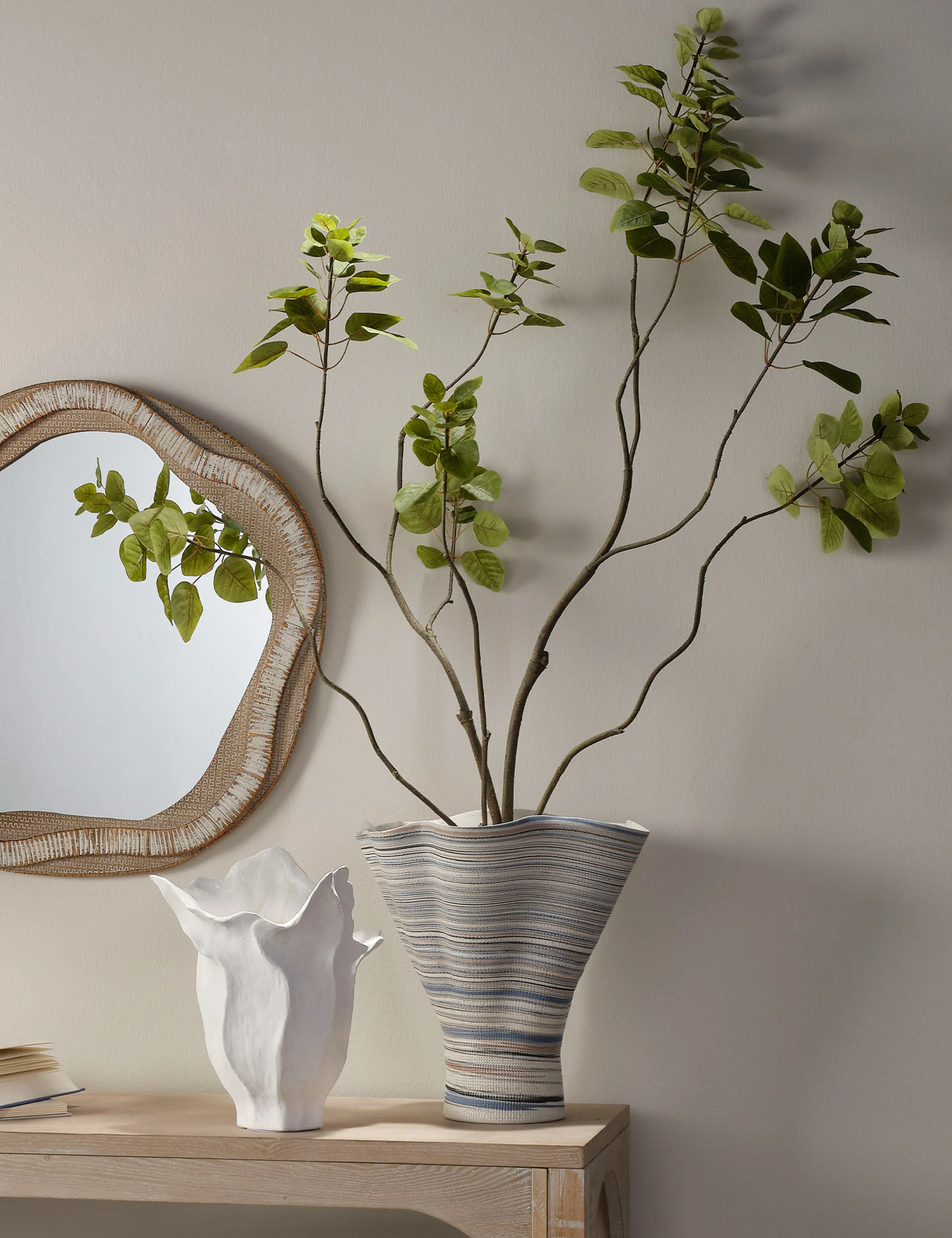 Shayla Decorative Vase - Image 4