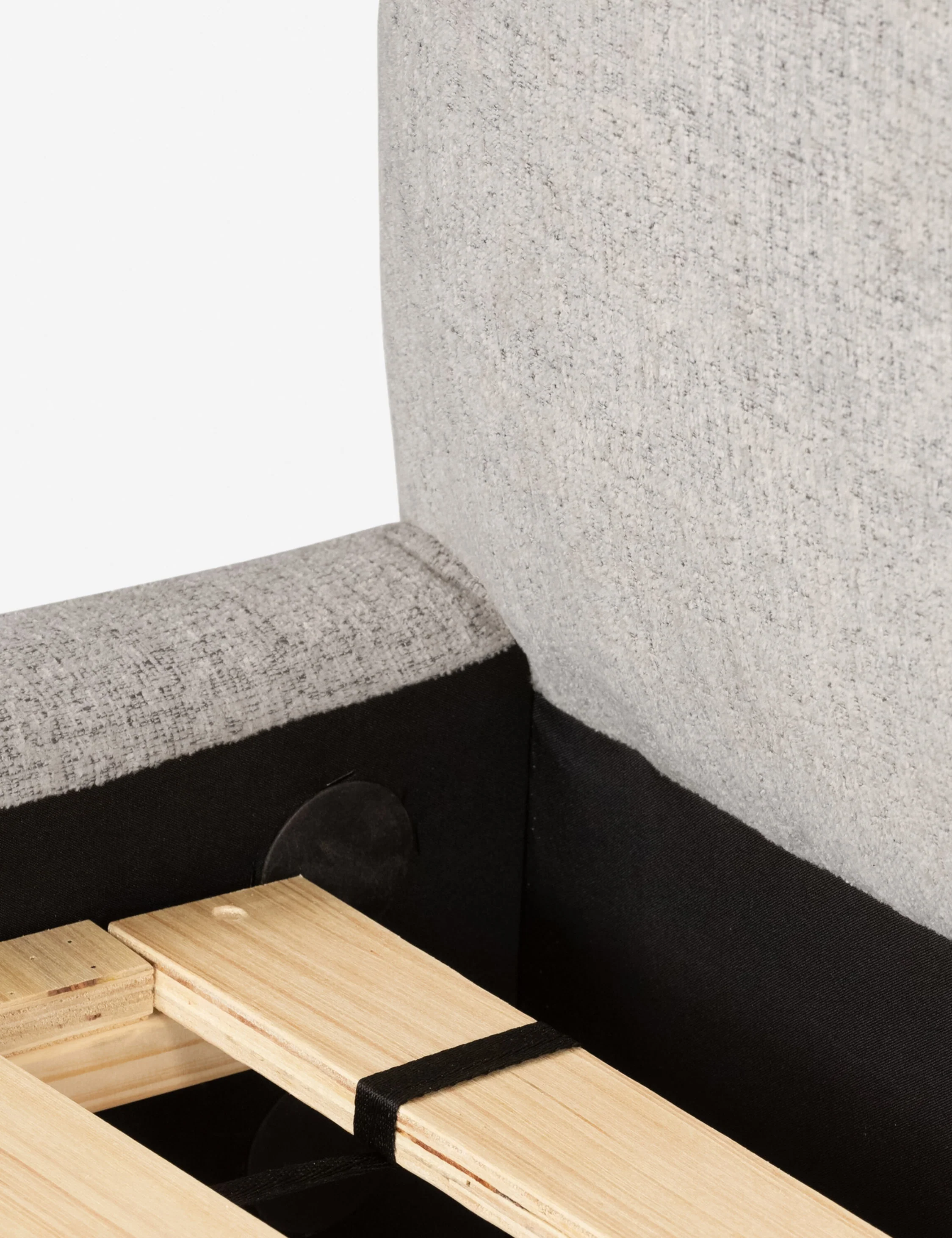 Clario Bed - Image 6