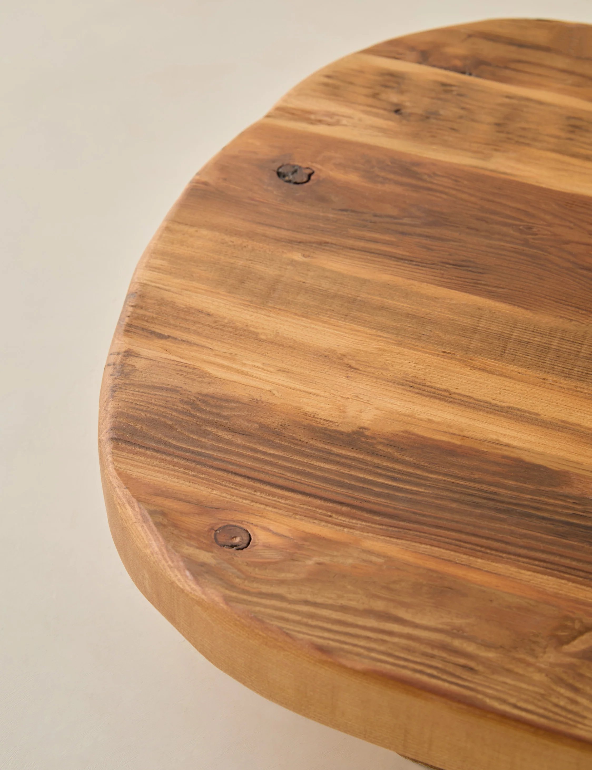 Classic Rectangular Footed Board by etúHOME - Image 5