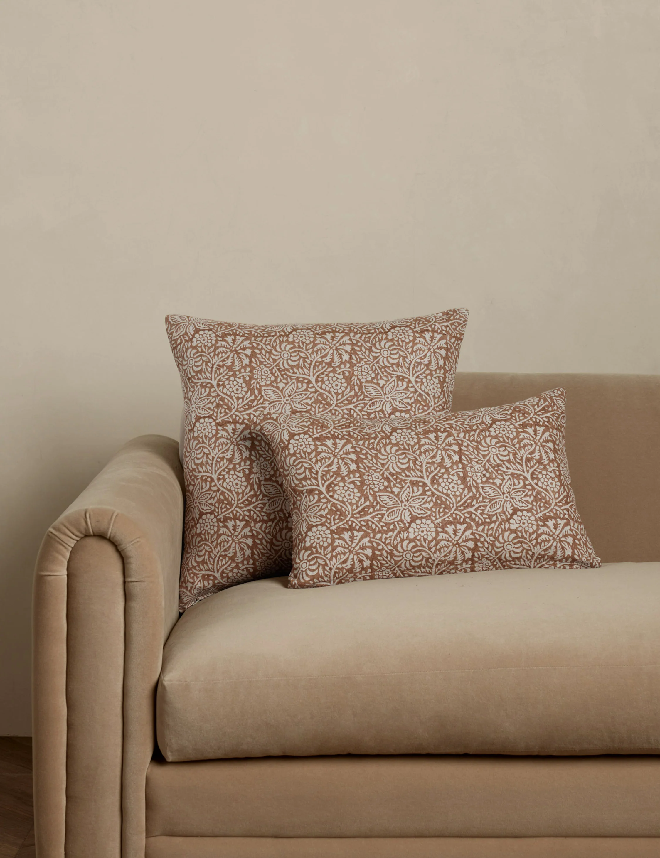 Clea Linen Pillow - Image 6