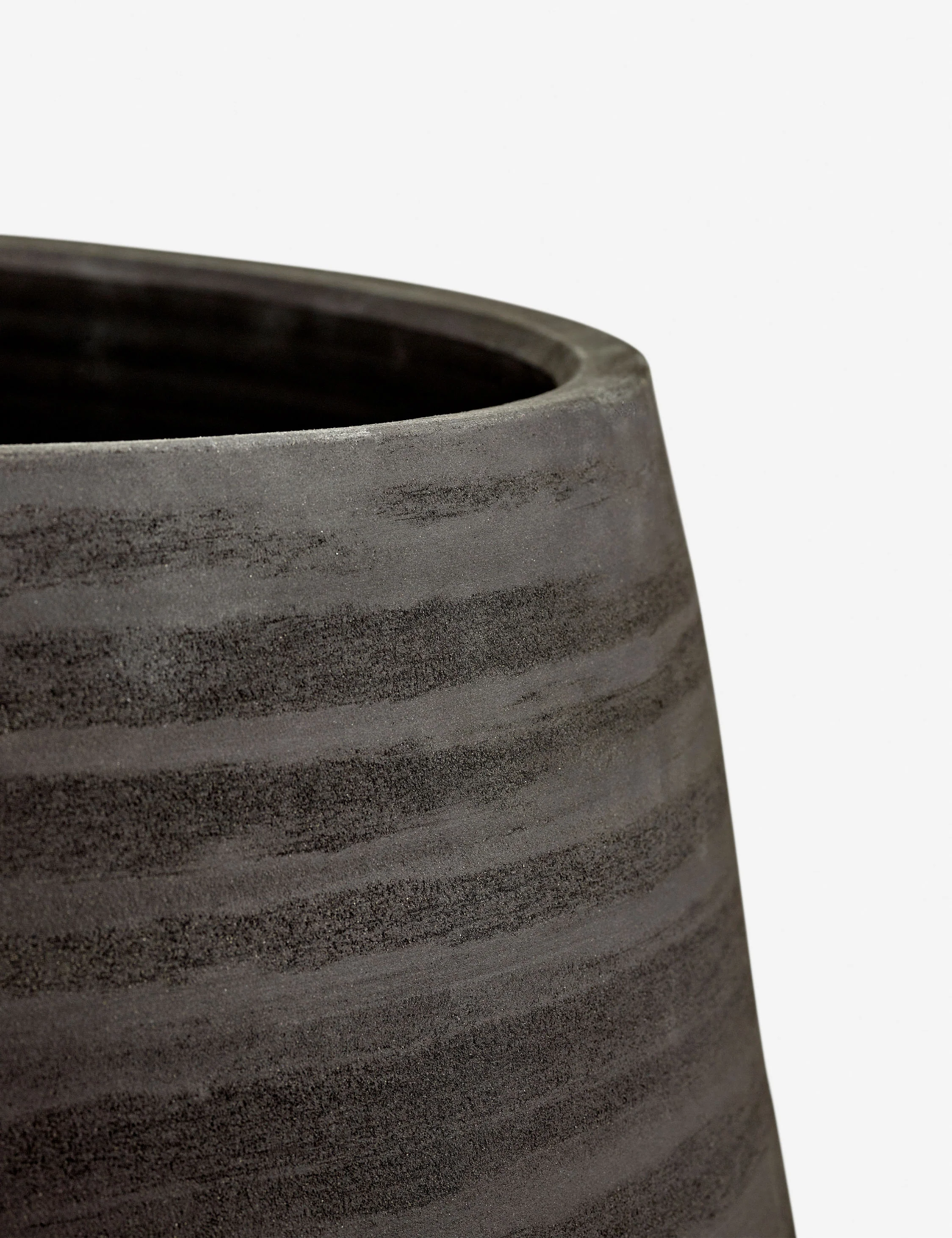 Construct Barrel Planter Pot by Marie Michielssen x Serax - Image 10