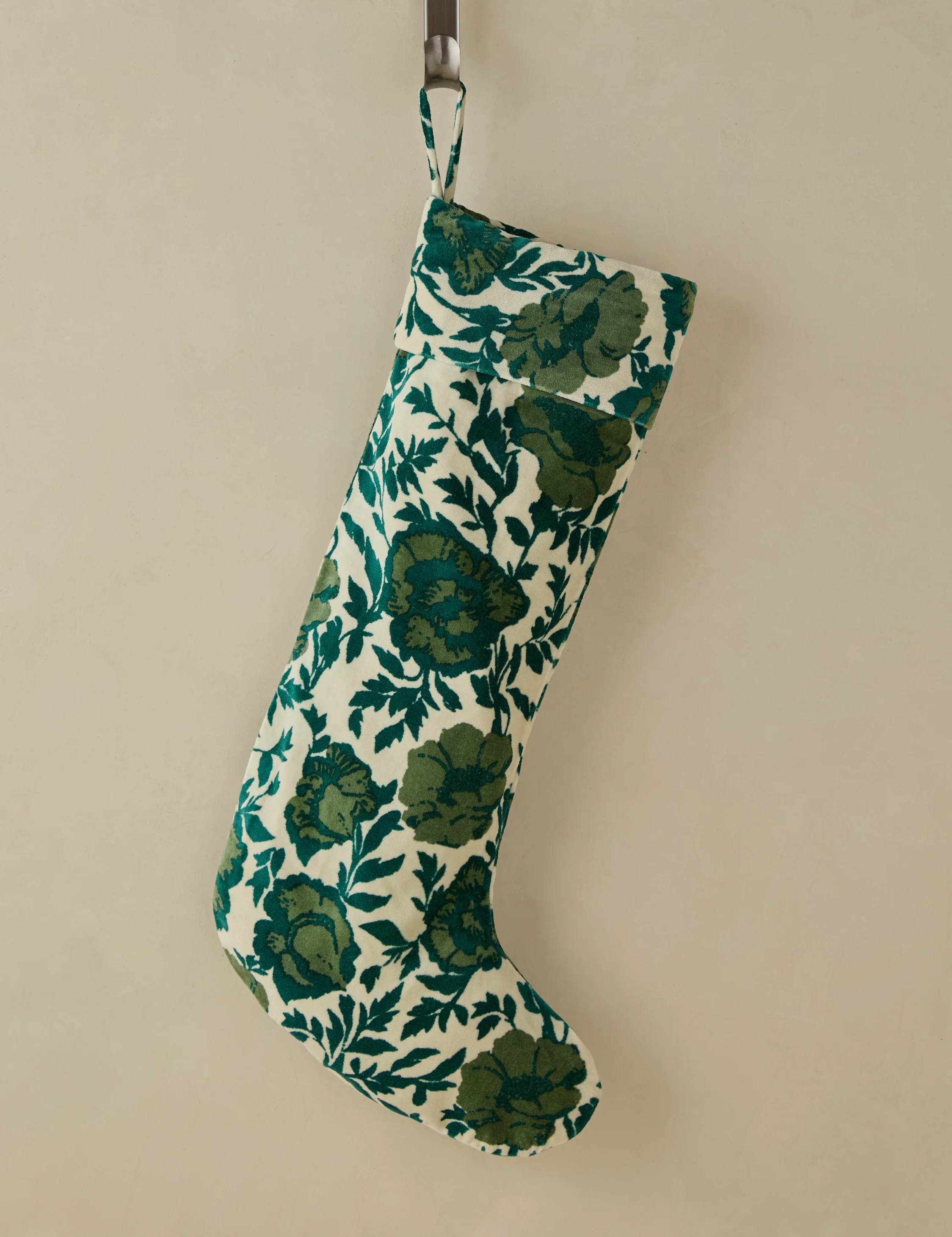 Corabel Velvet Stocking - Image 2