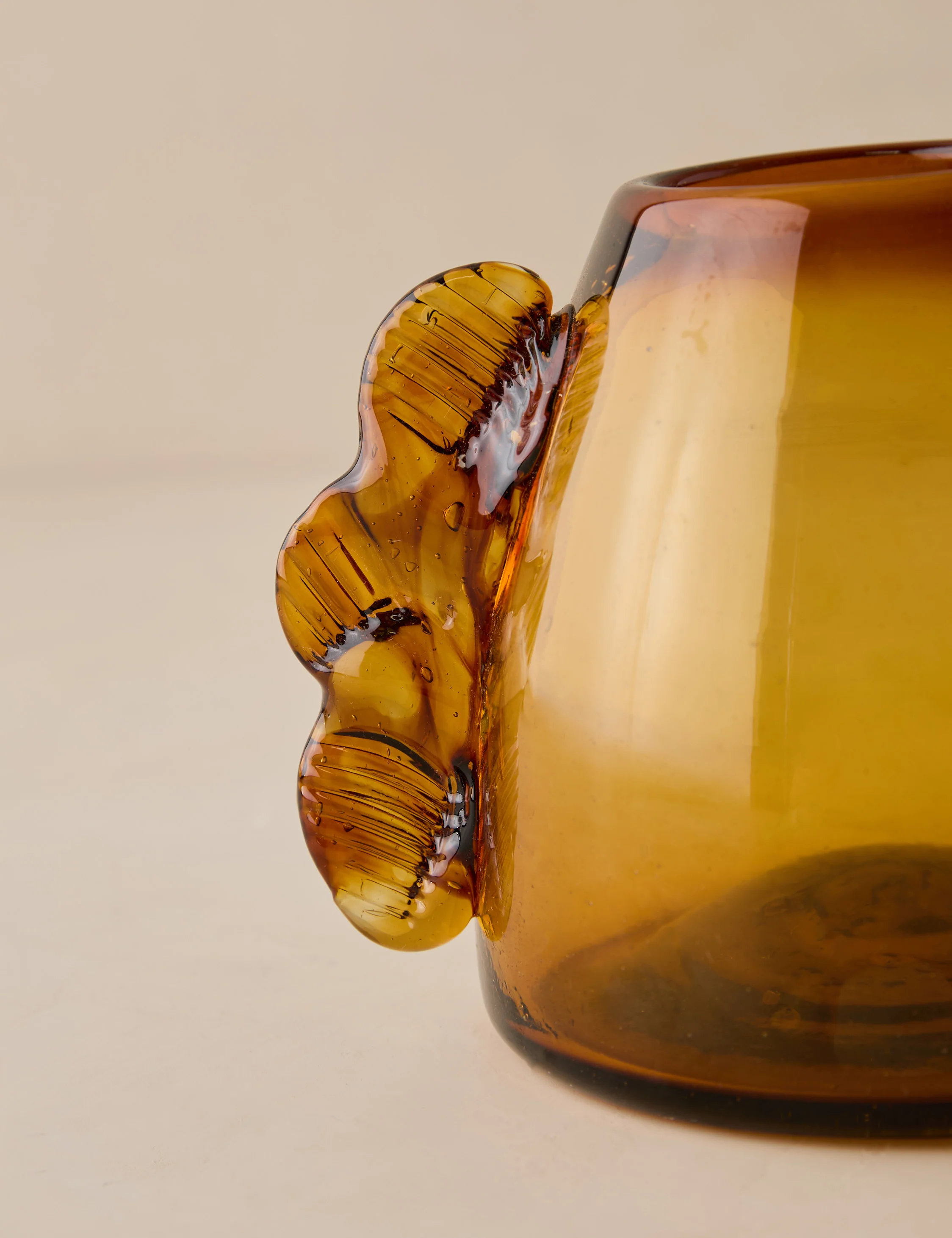 Dalia Vase by Meso - Image 4