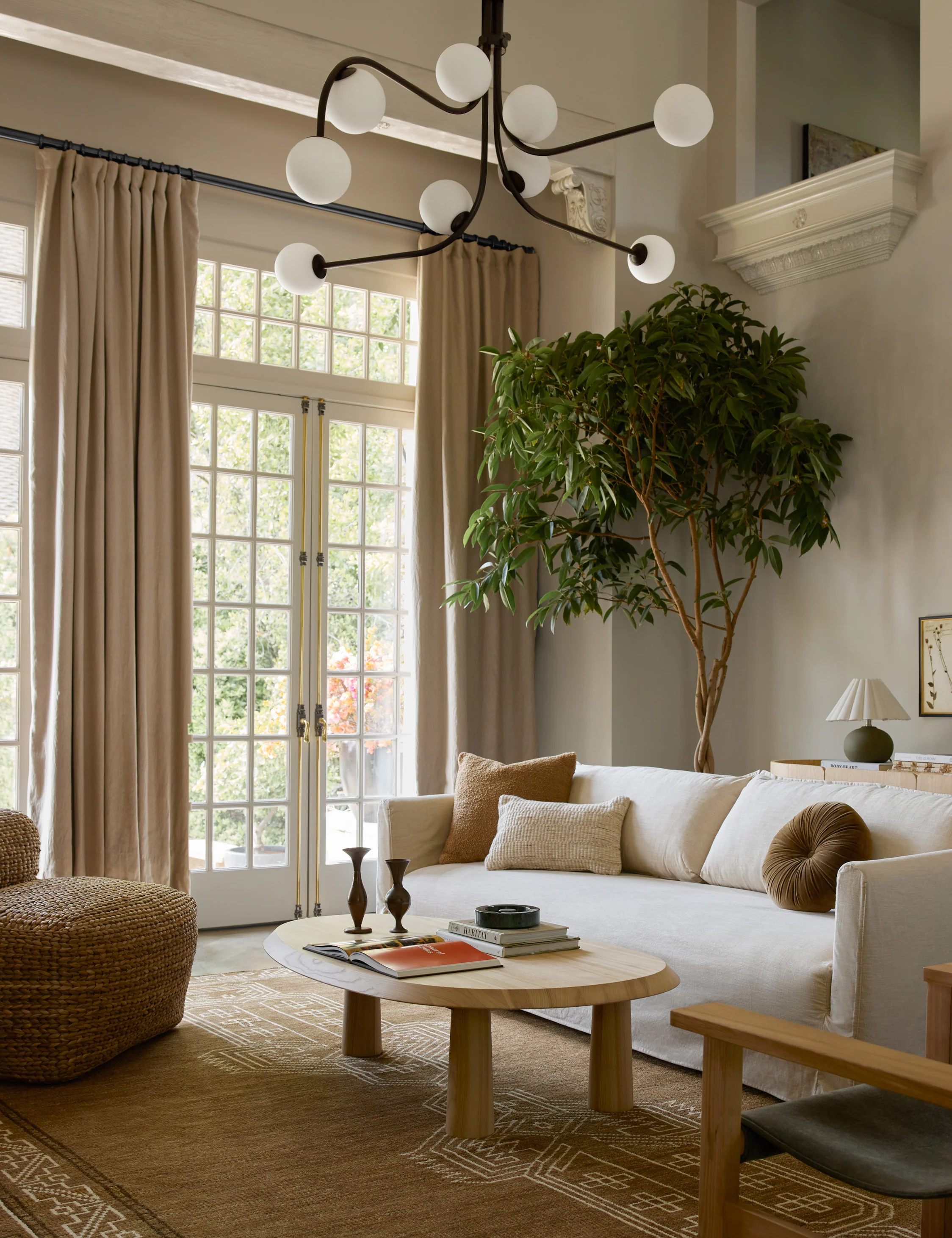 Damon Chandelier - Image 5