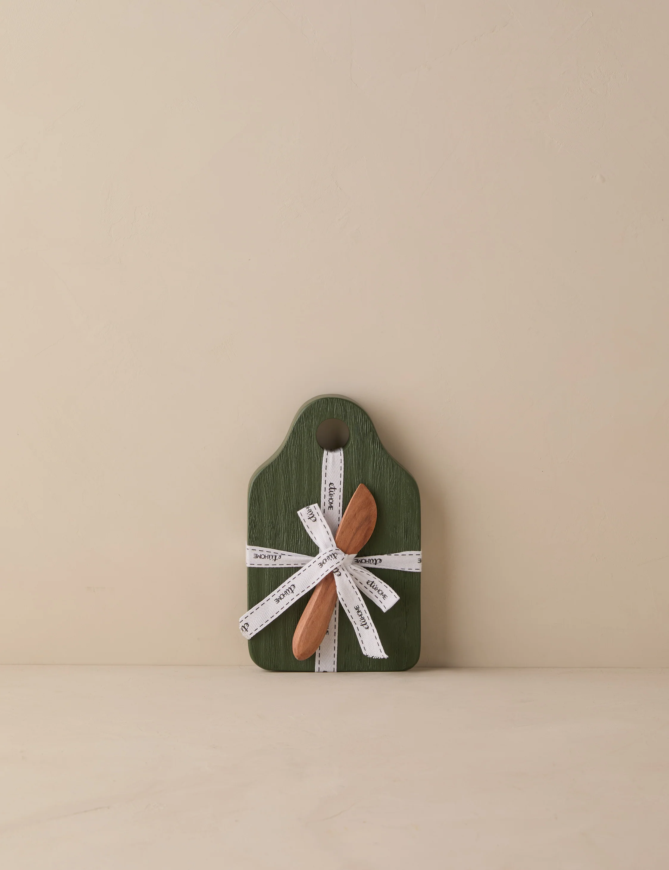 Dutch Cheese Board with Spreader by etúHOME - Image 2