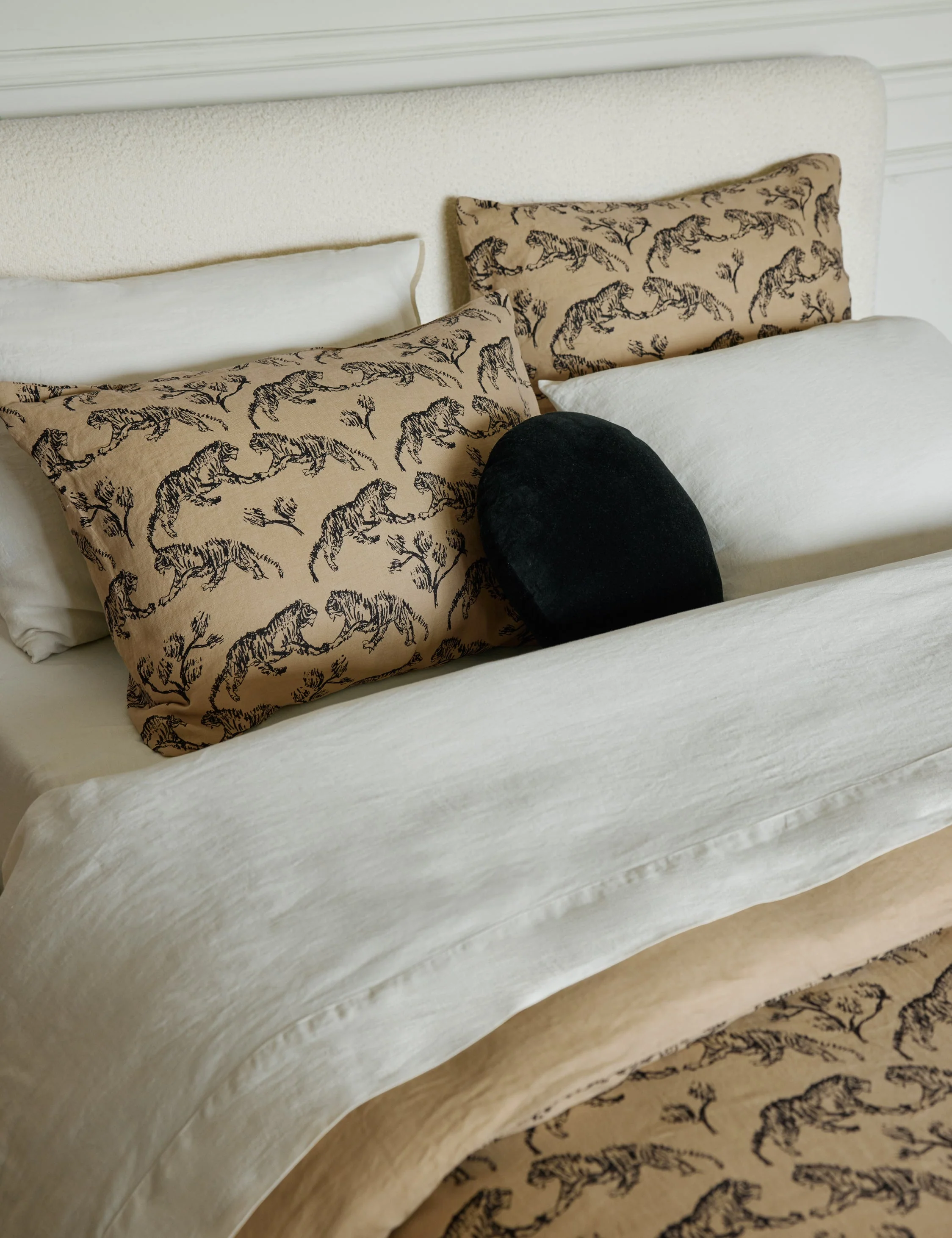 Essie Hemp Pillowcases (Set of 2) by Sarah Sherman Samuel - Image 2