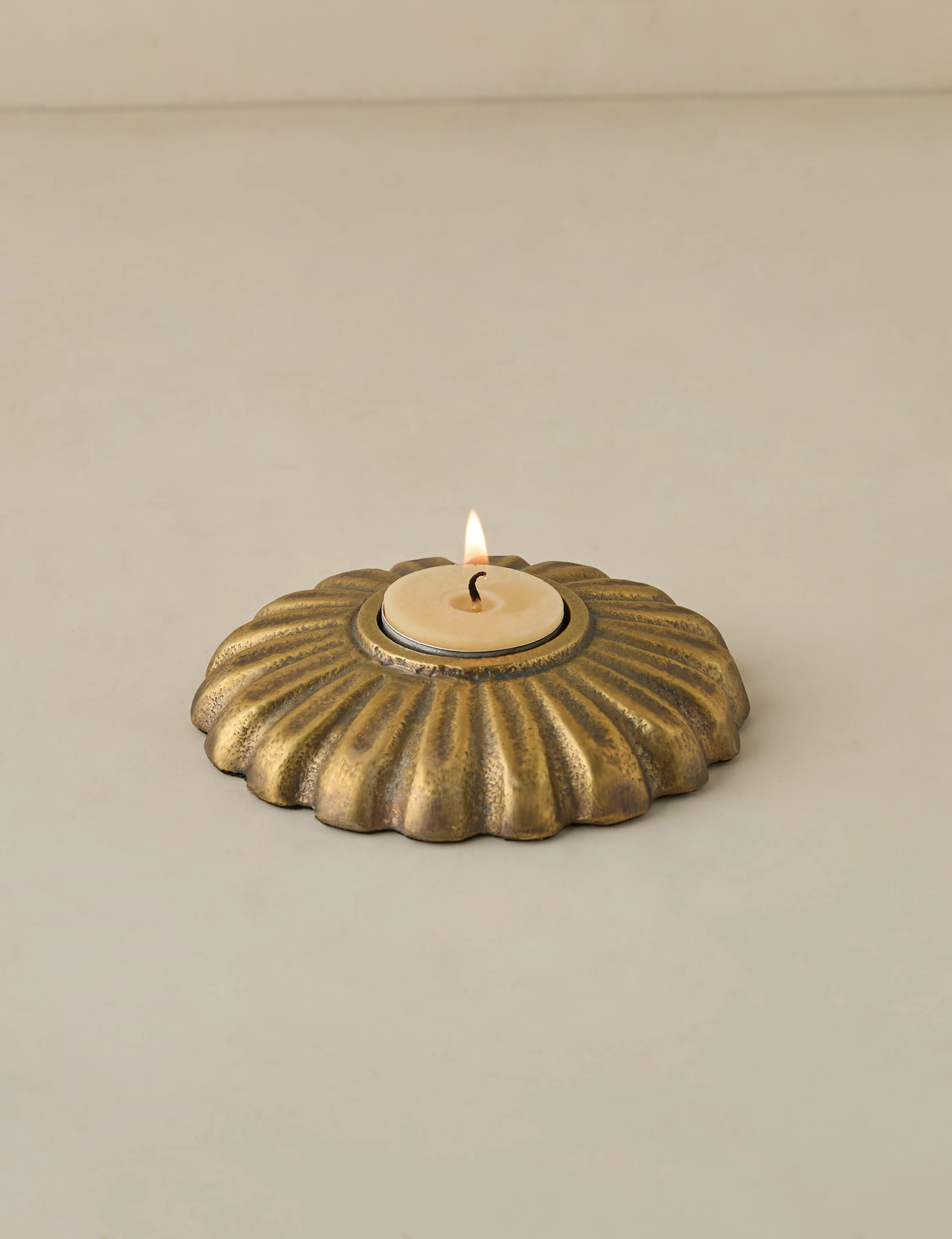 Giovanna Candle Holder - Image 8