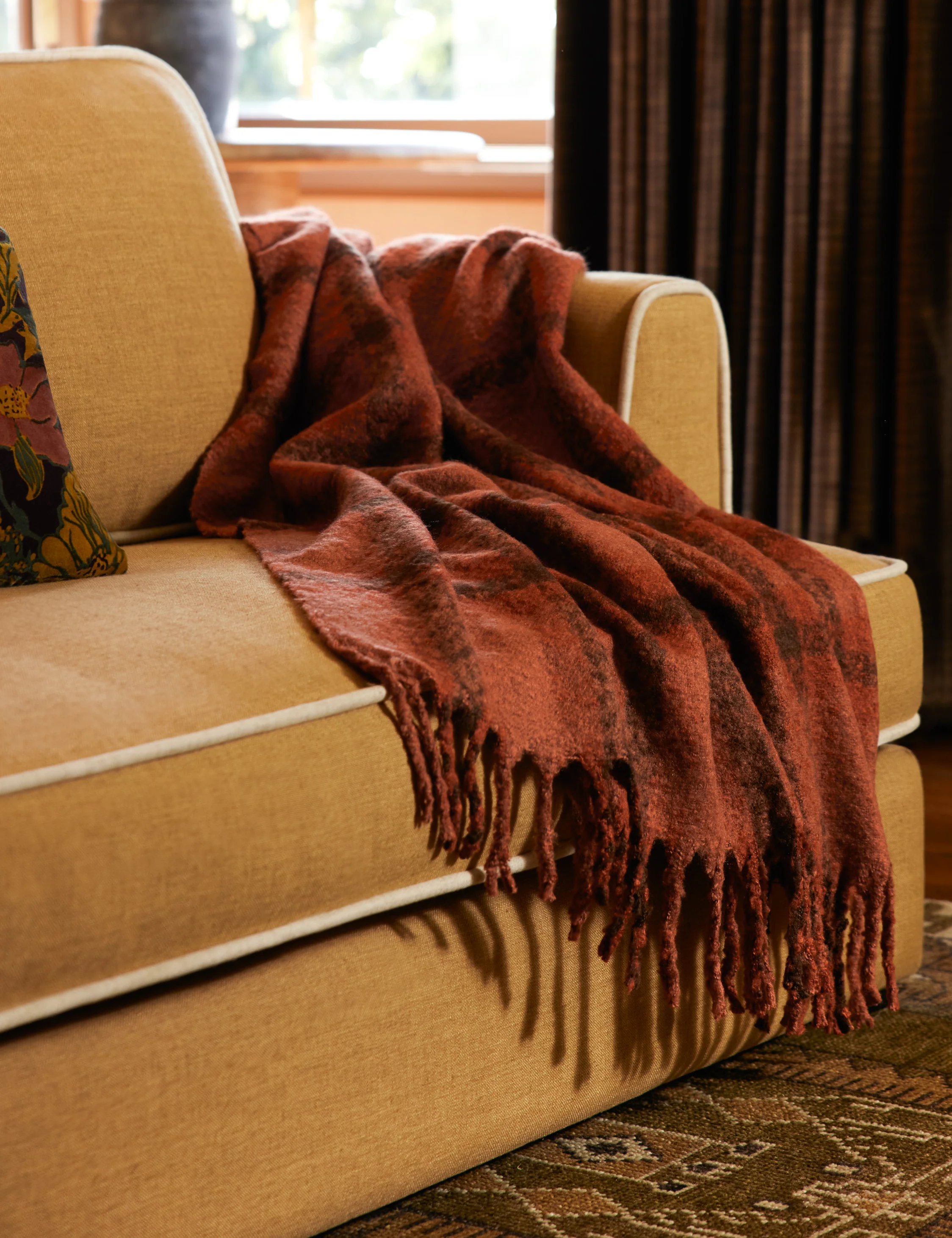 Haldar Throw - Image 10