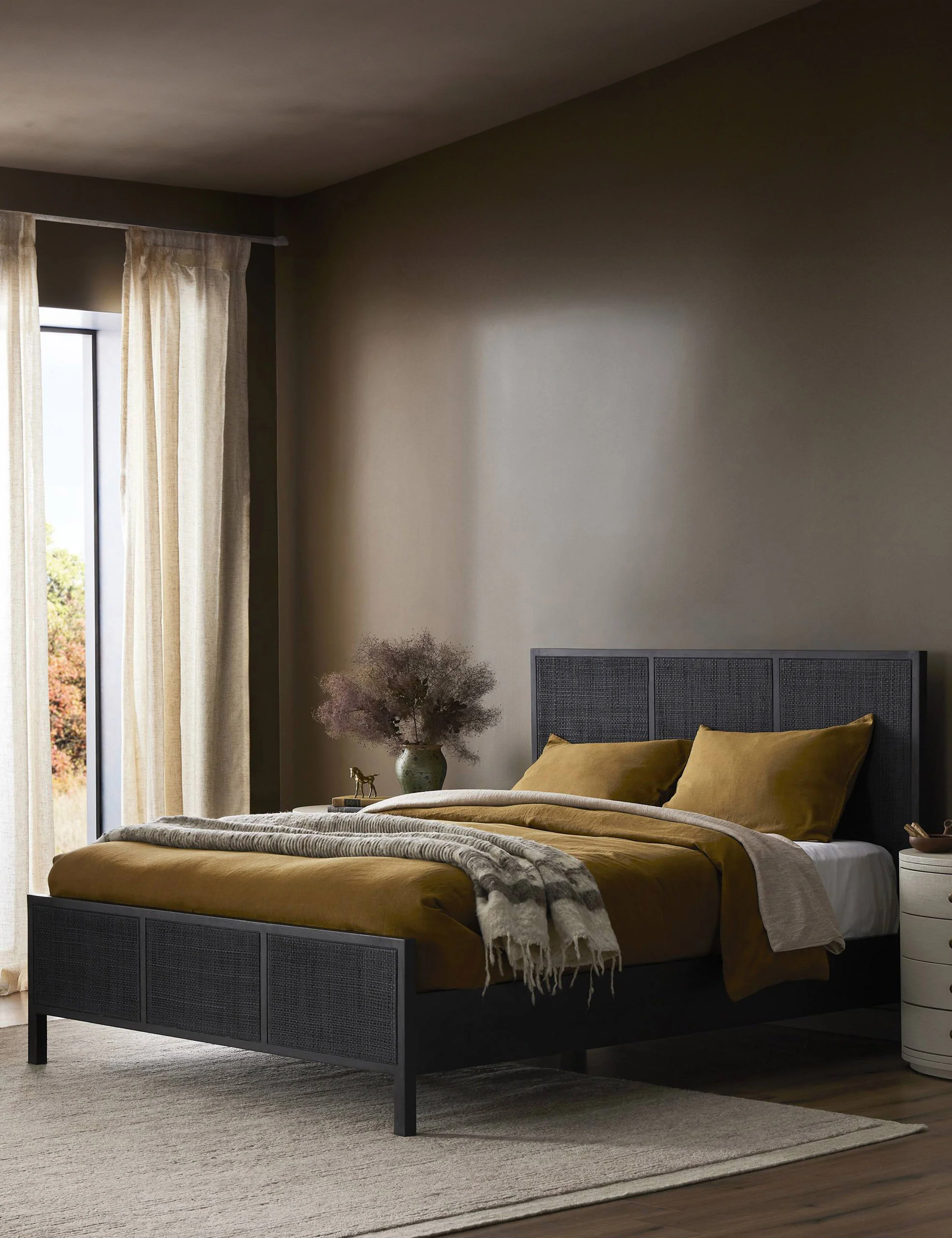 Hannah Platform Bed - Image 59