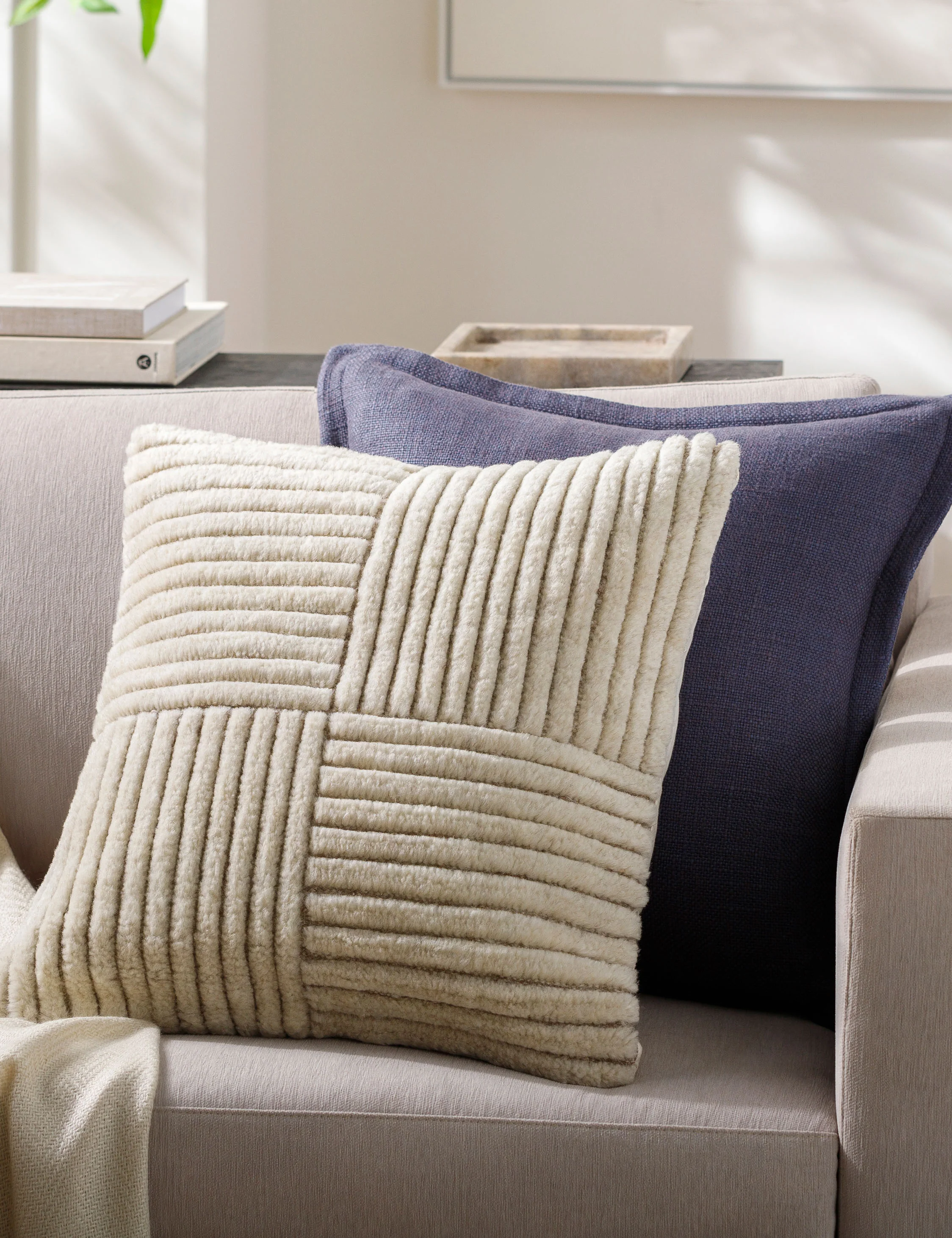 Holborn Pillow - Image 3