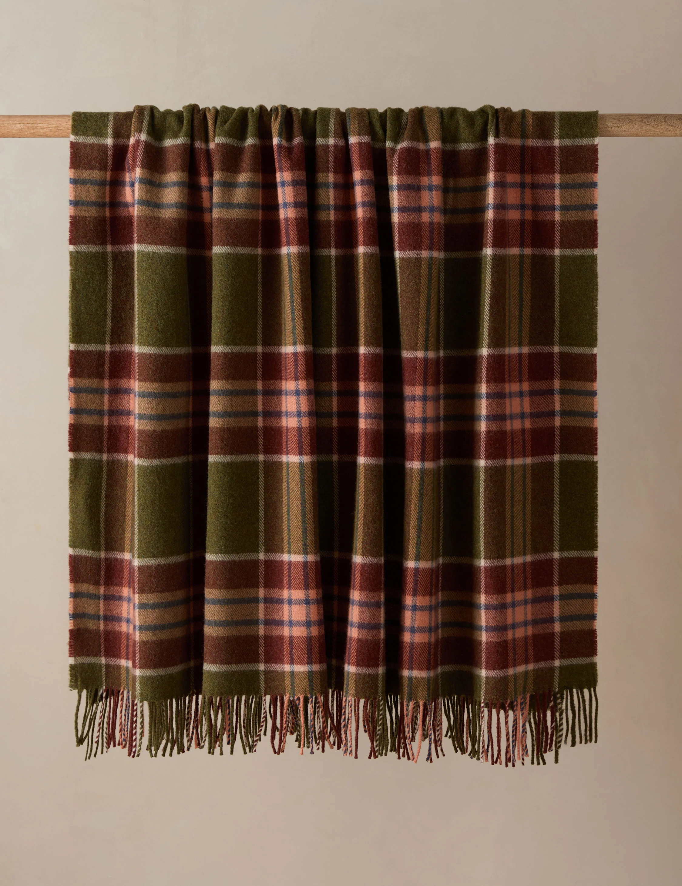 Holm Lambswool Throw - Image 2