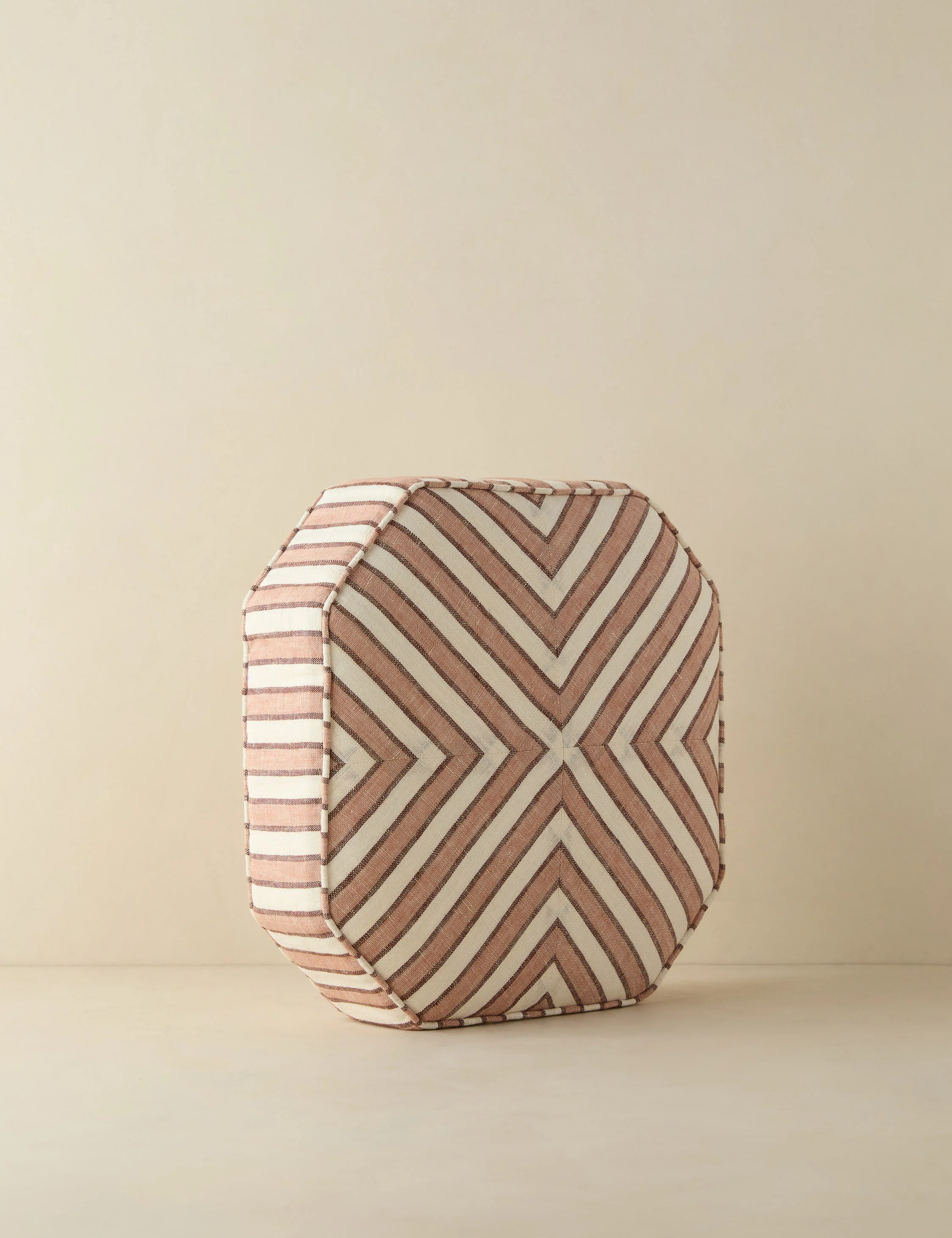 Indrik Linen Box Pillow - Image 3