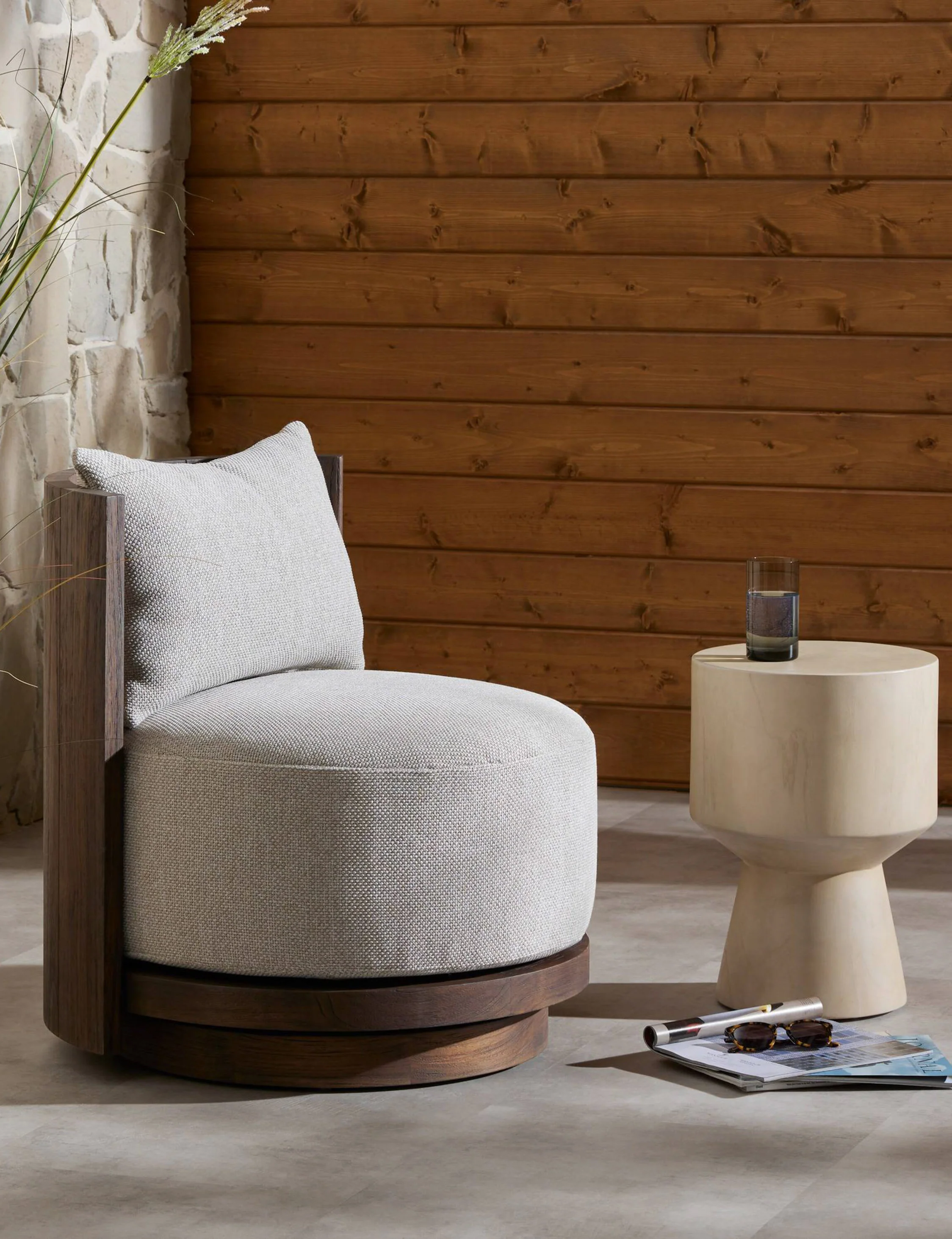 Insfran Outdoor Swivel Chair - Image 2