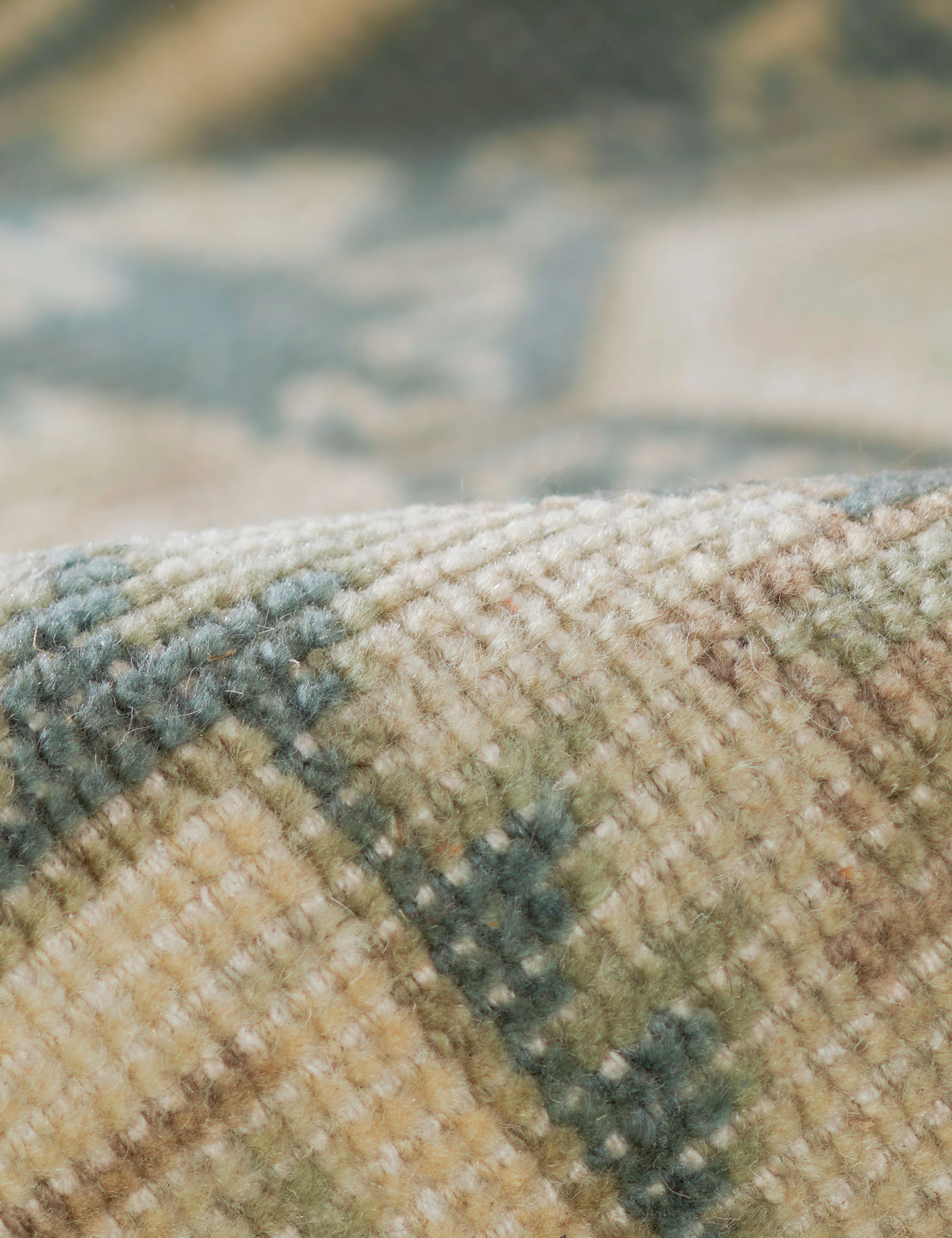 Isandro Hand-Knotted Wool Rug - Image 9