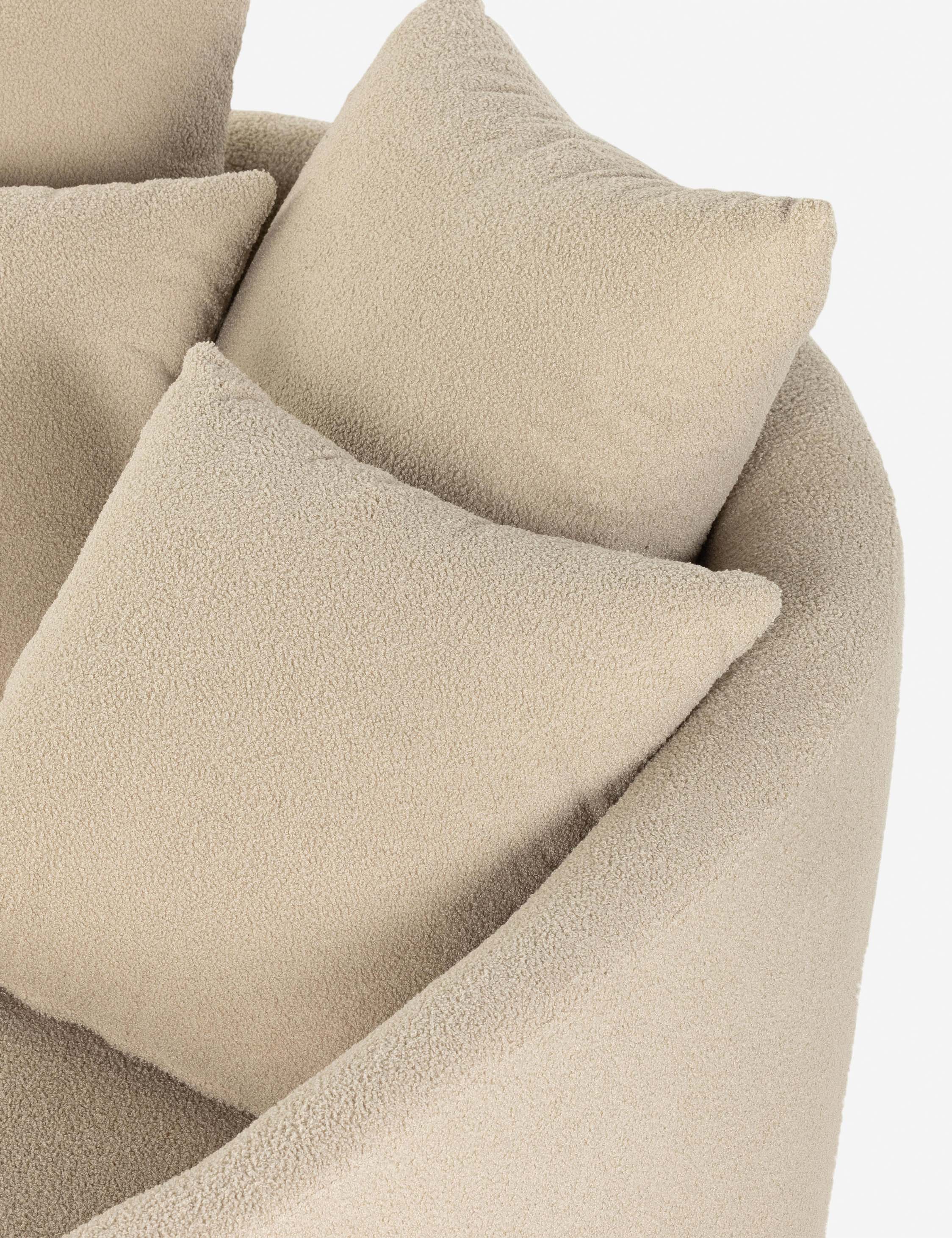 Kaila Media Lounger - Image 20