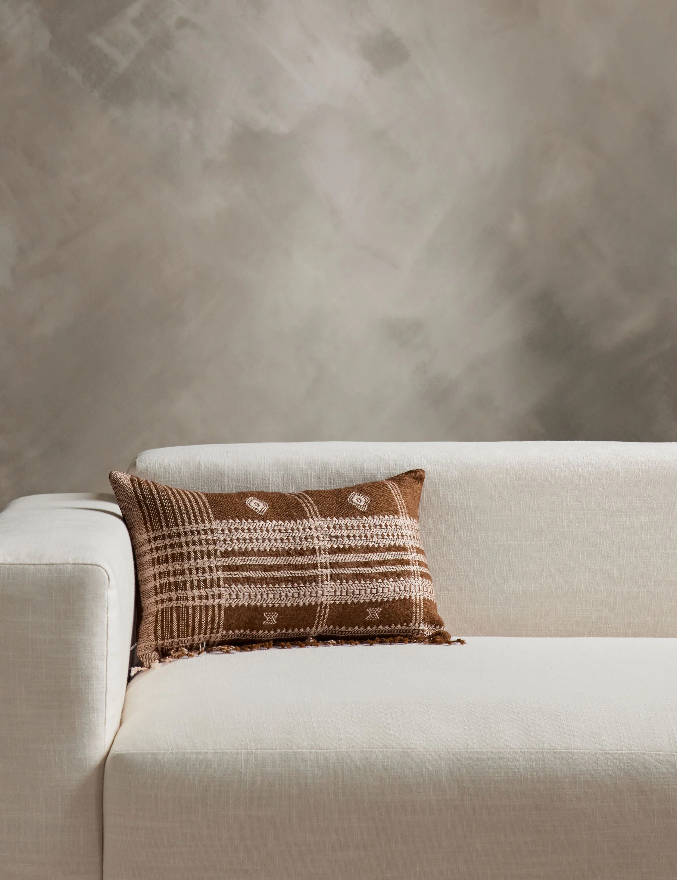 Kavia Pillow - Image 25