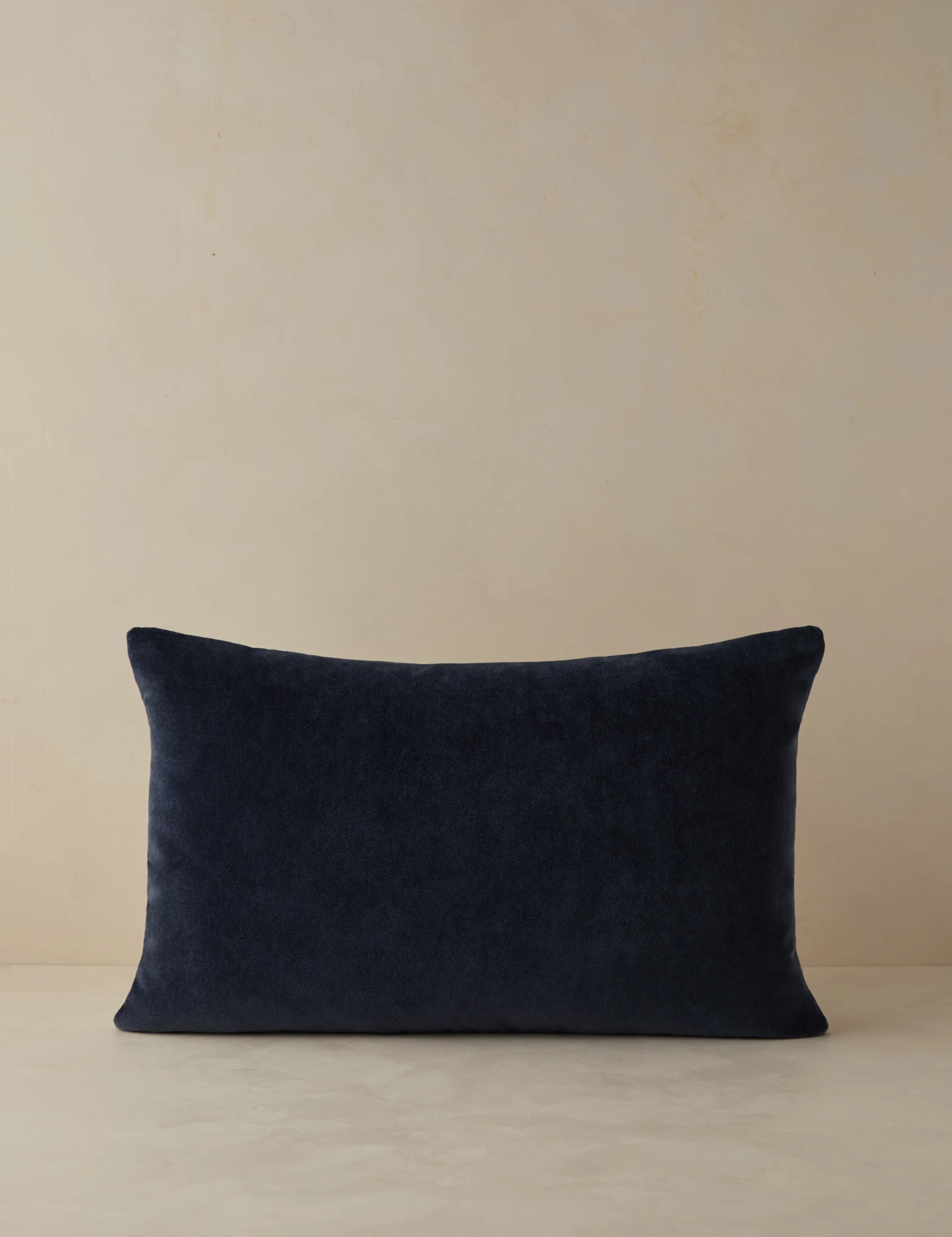 Kelmescott Linen Pillow by Scalamandre - Image 5