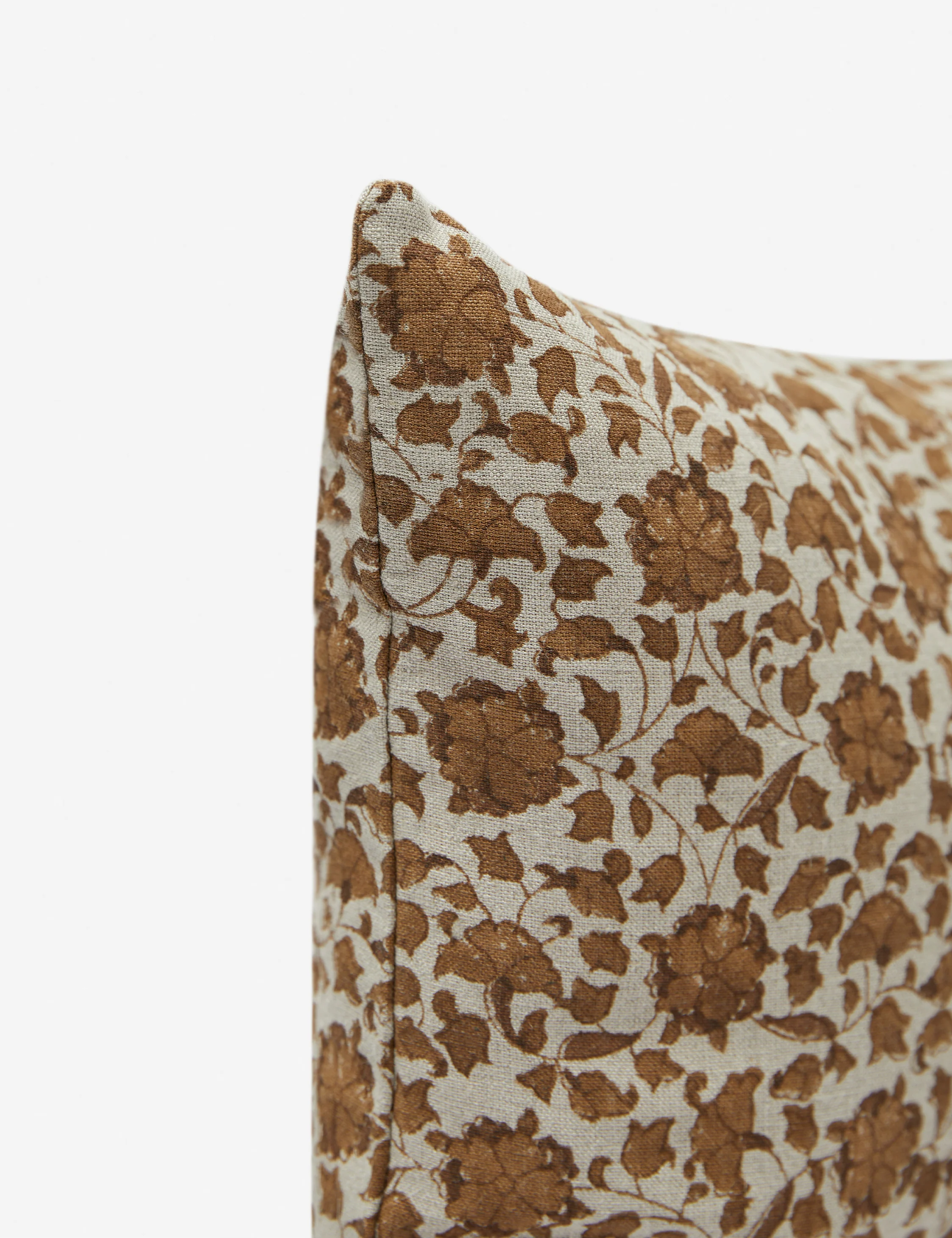 Lavelanet Linen Pillow - Image 7