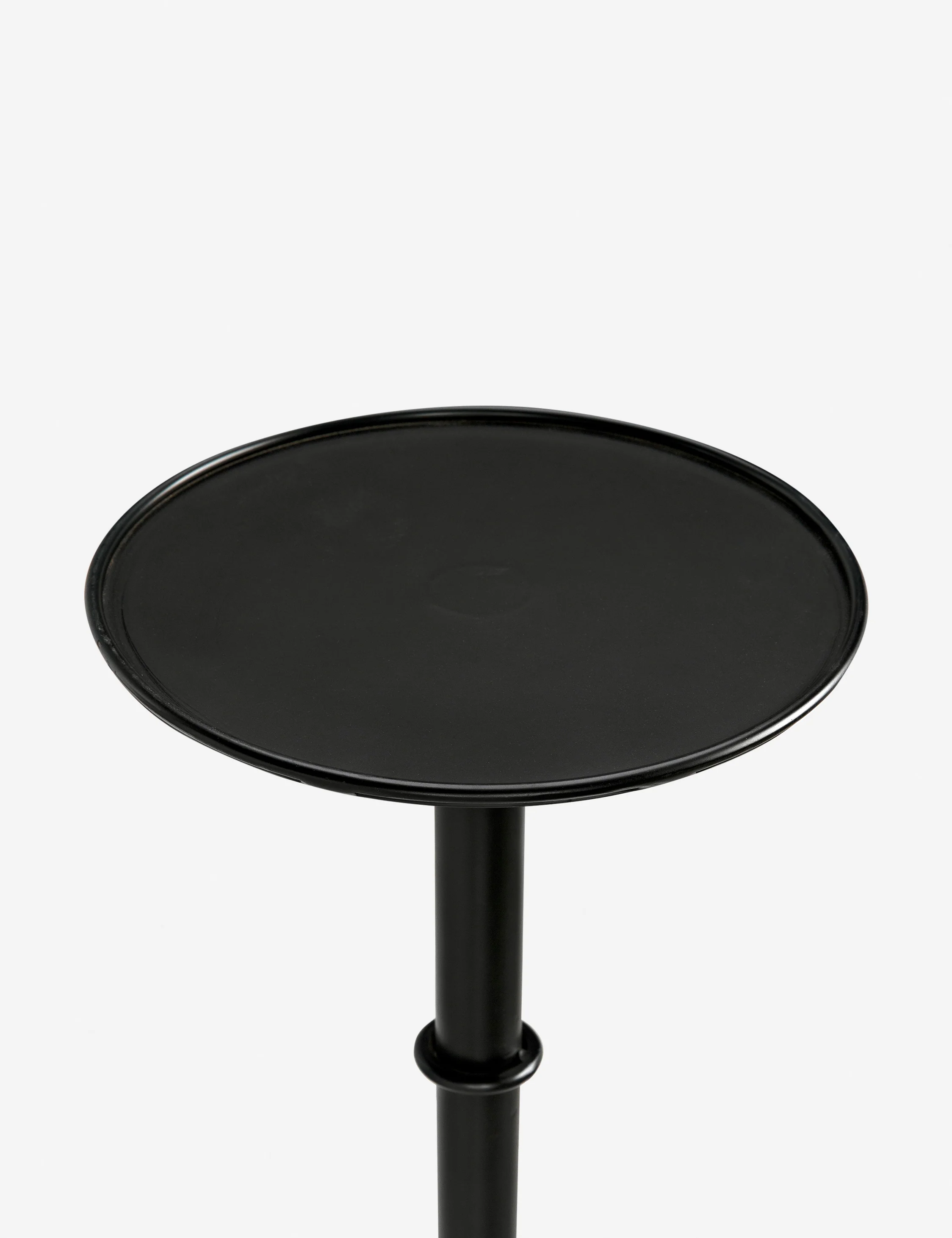 Lintz Round Side Table - Image 4