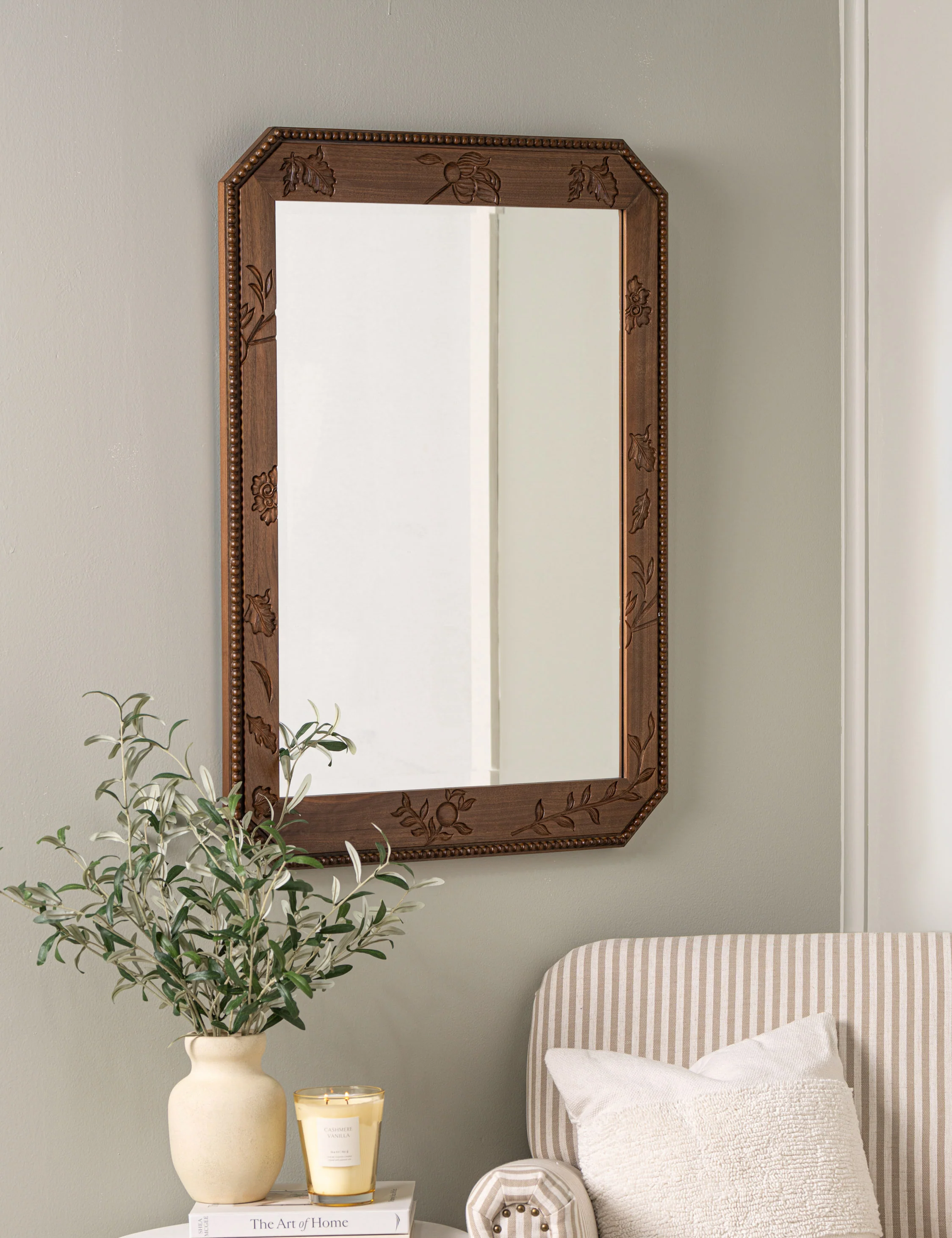 Lita Mirror