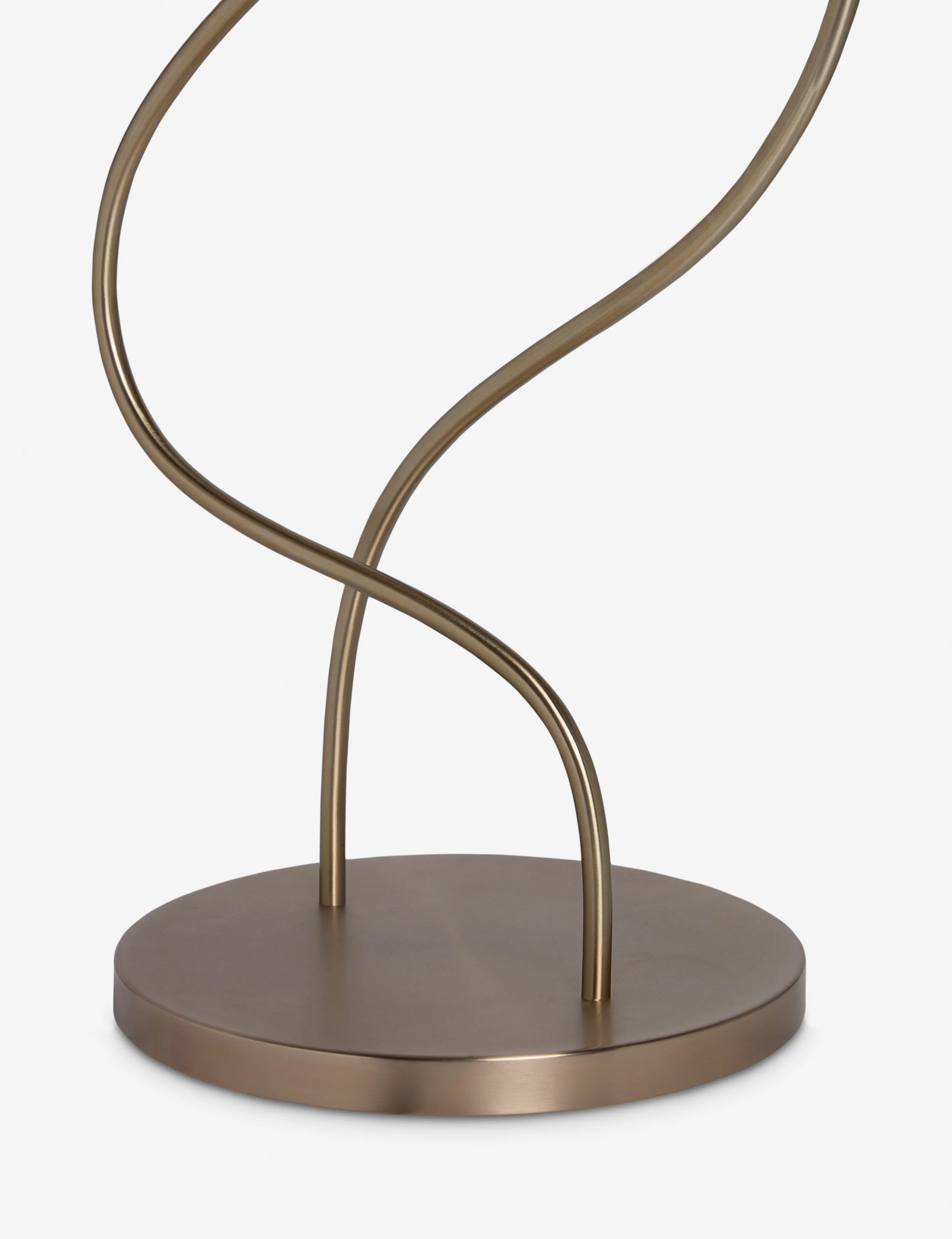 Loana Floor Lamp - Image 4