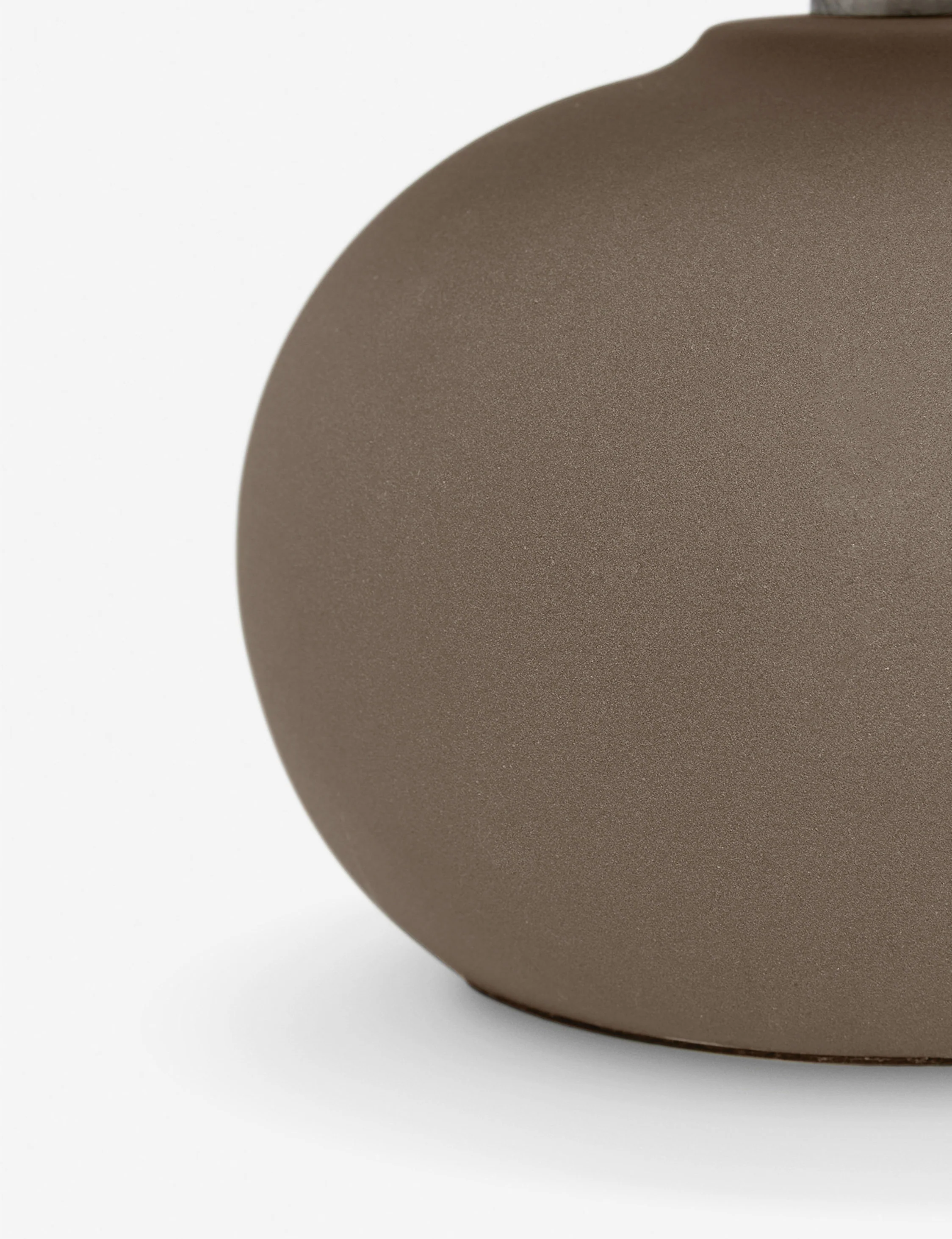 Luis Table Lamp - Image 11