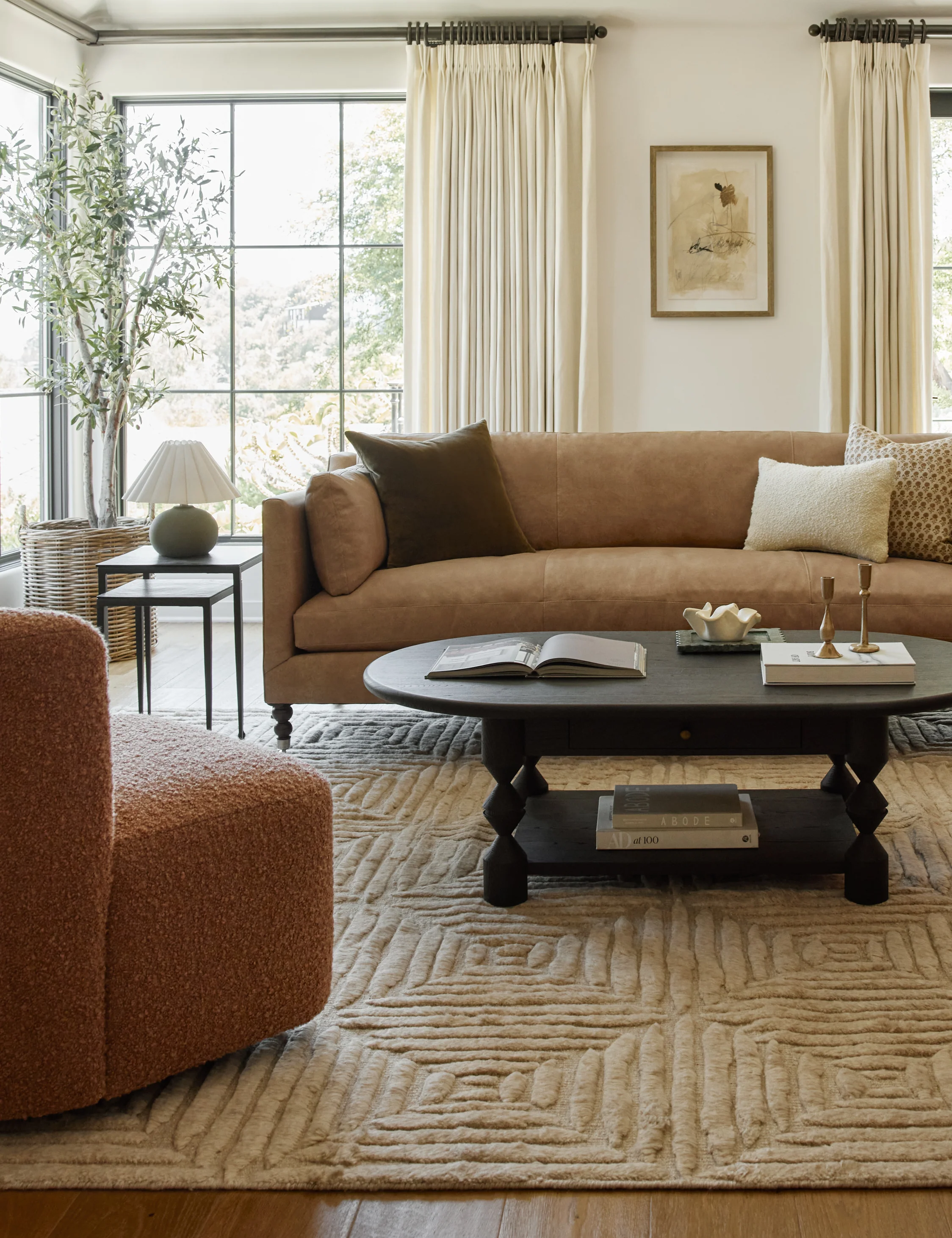 Luis Table Lamp - Image 4
