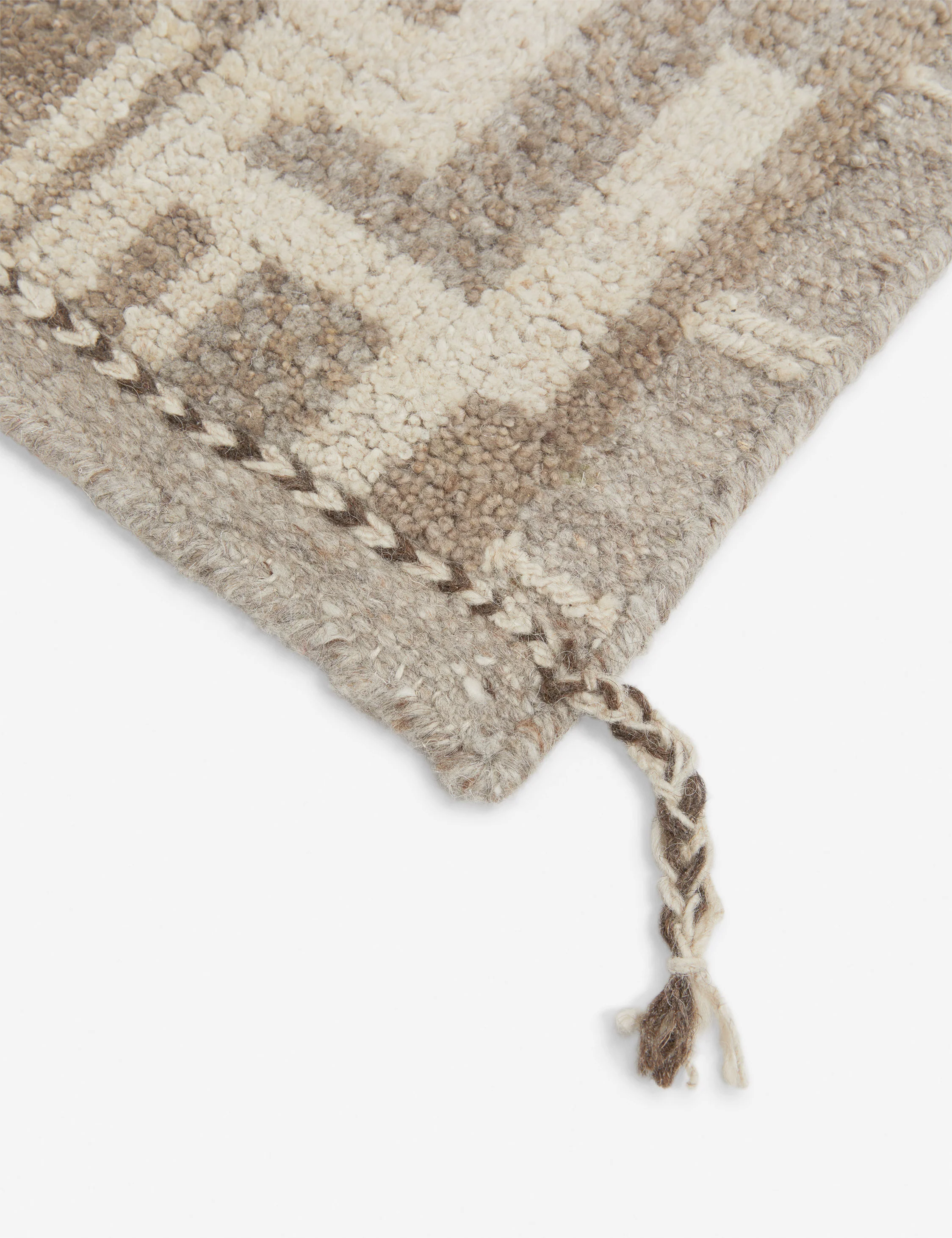 Lyons Moroccan-Style Hand-Knotted Wool Rug - Image 4