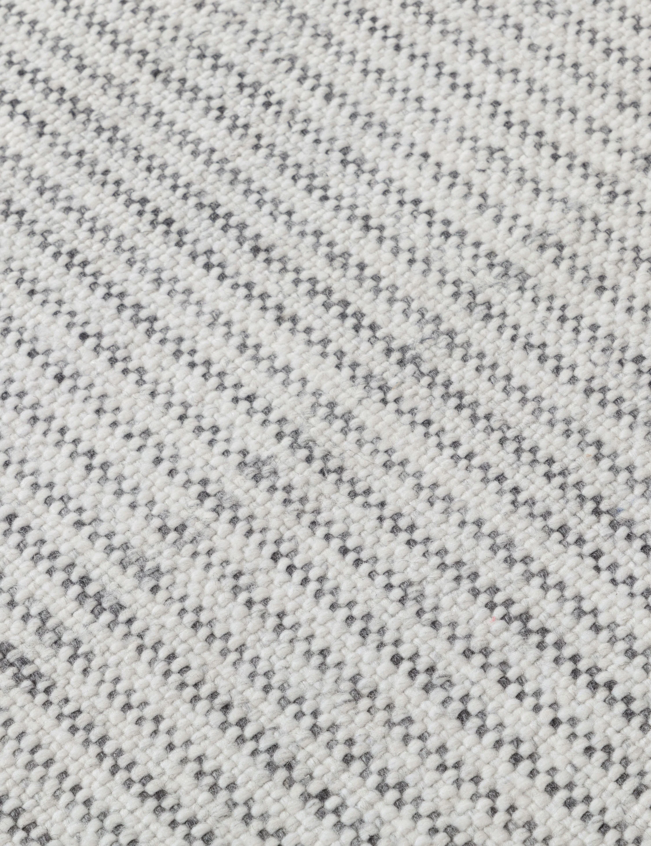 Madsen Flatweave Indoor / Outdoor Rug - Image 5