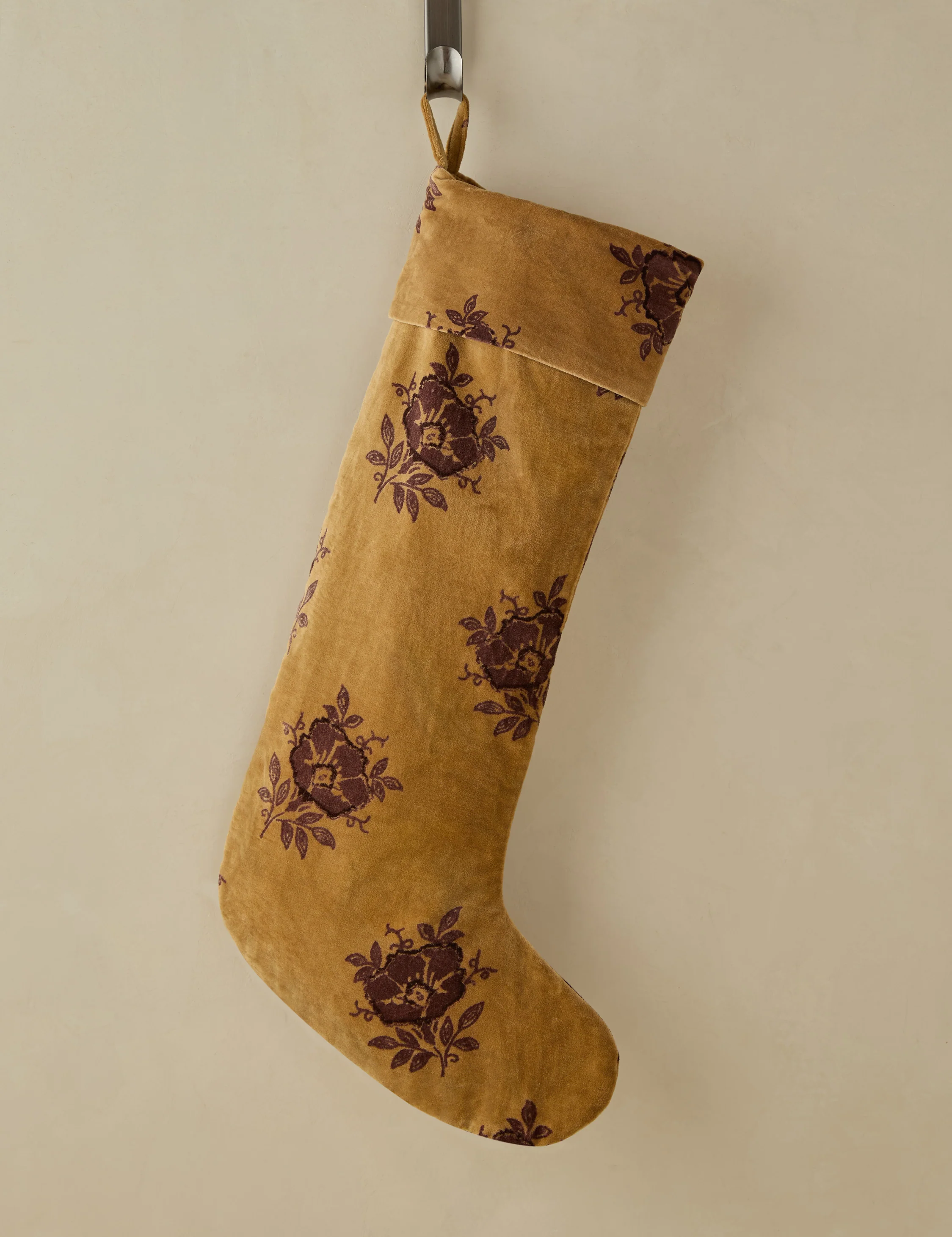 Montreal Velvet Stocking - Image 2