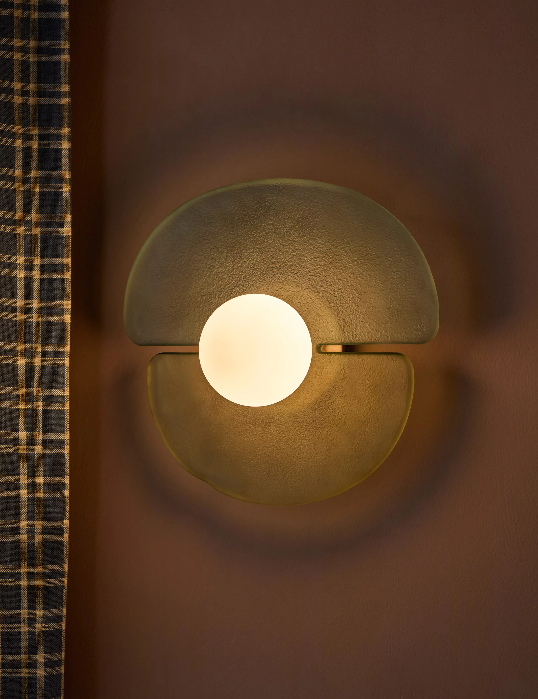 Moody Sconce - Image 3