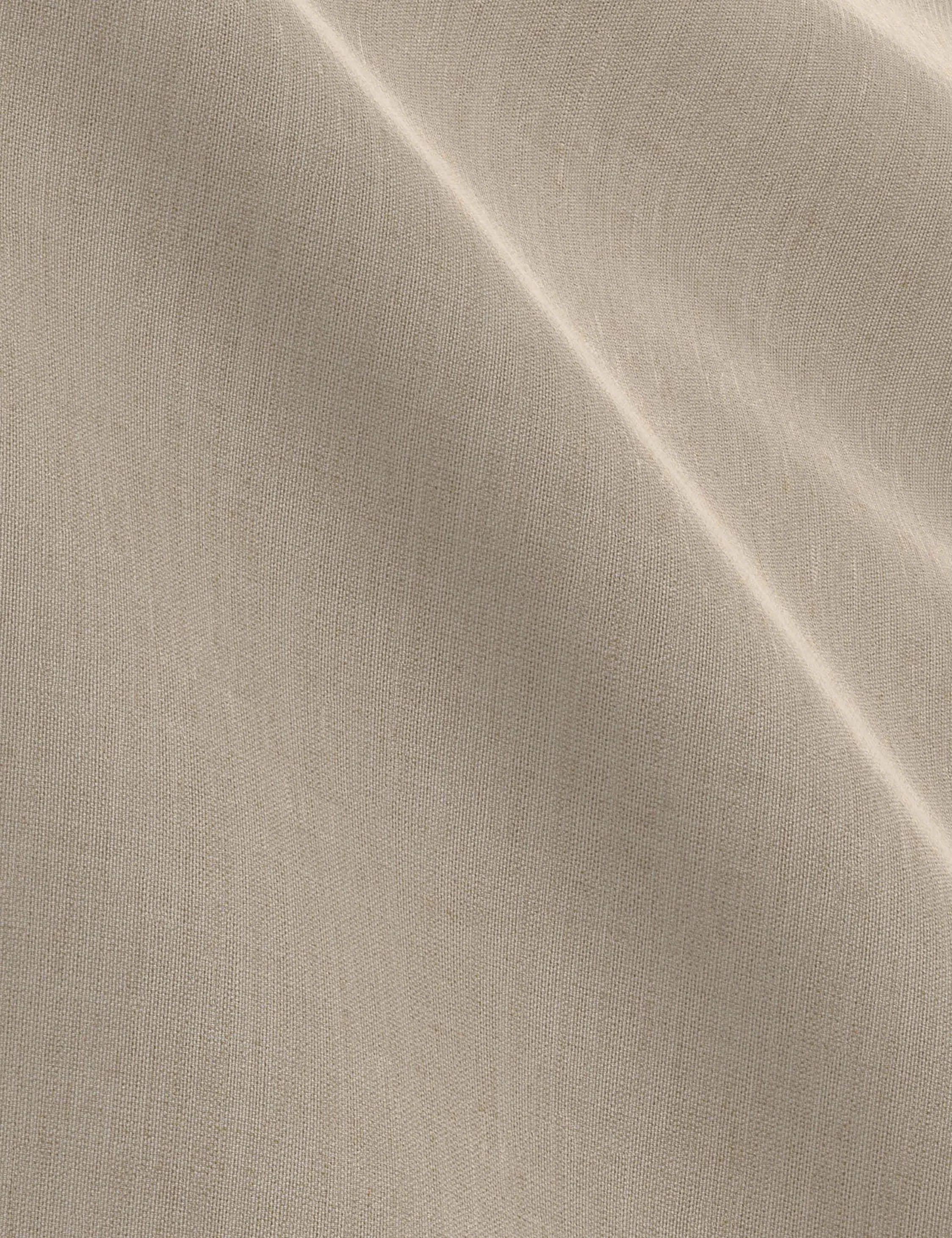 Nabiha Platform Bed - Image 64
