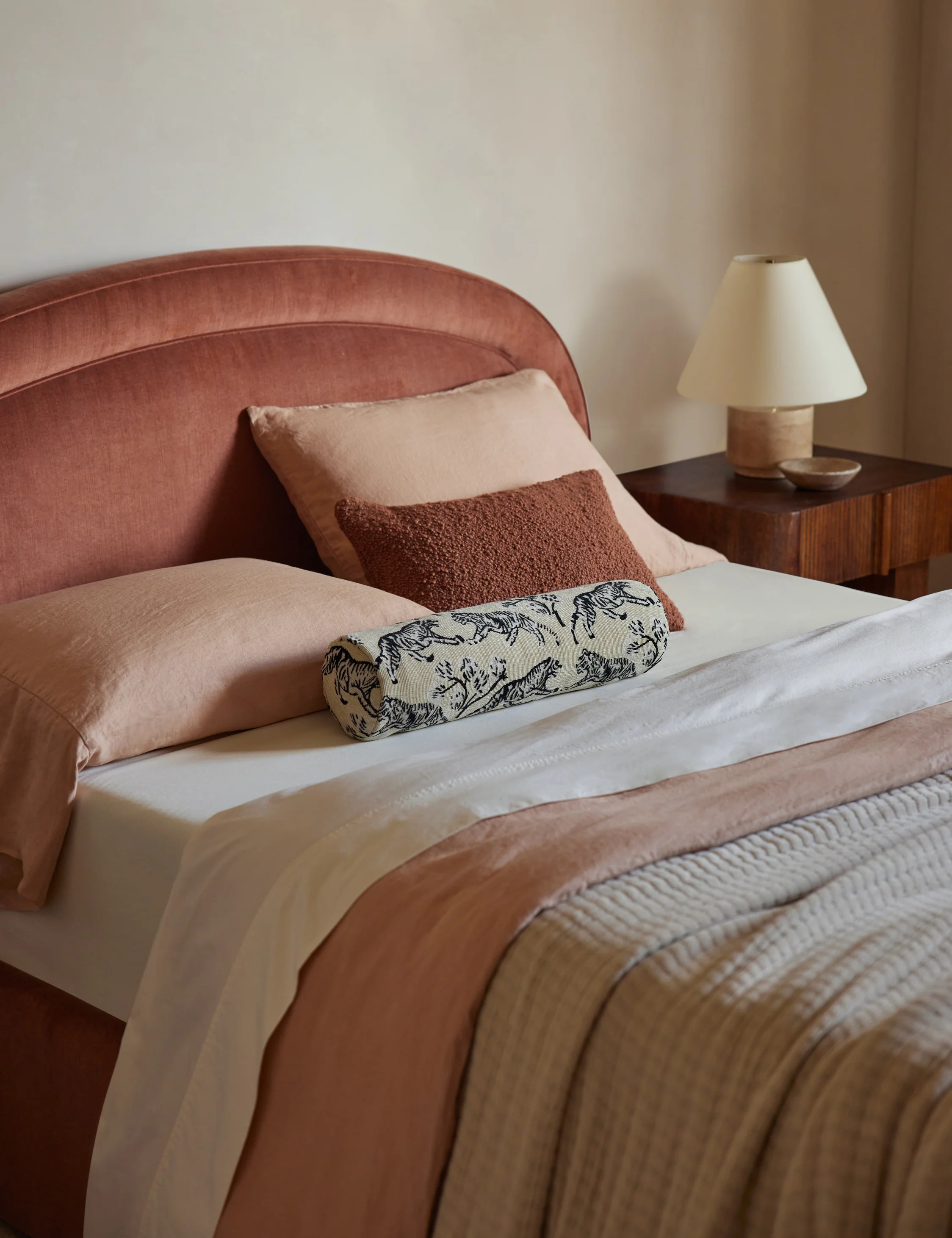 Nedda Boucle Pillow - Image 39