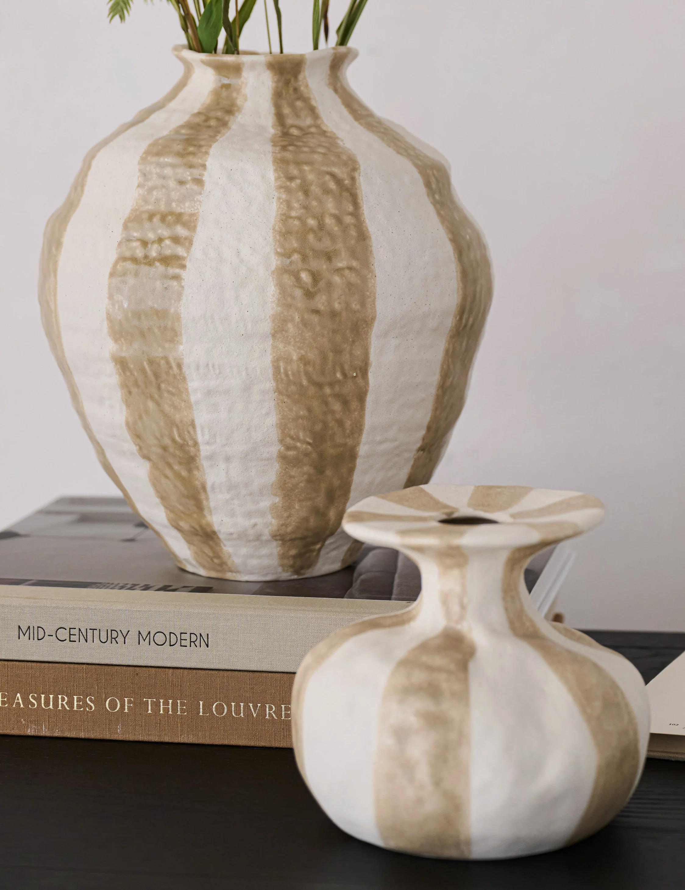 Nijaz Low Vase