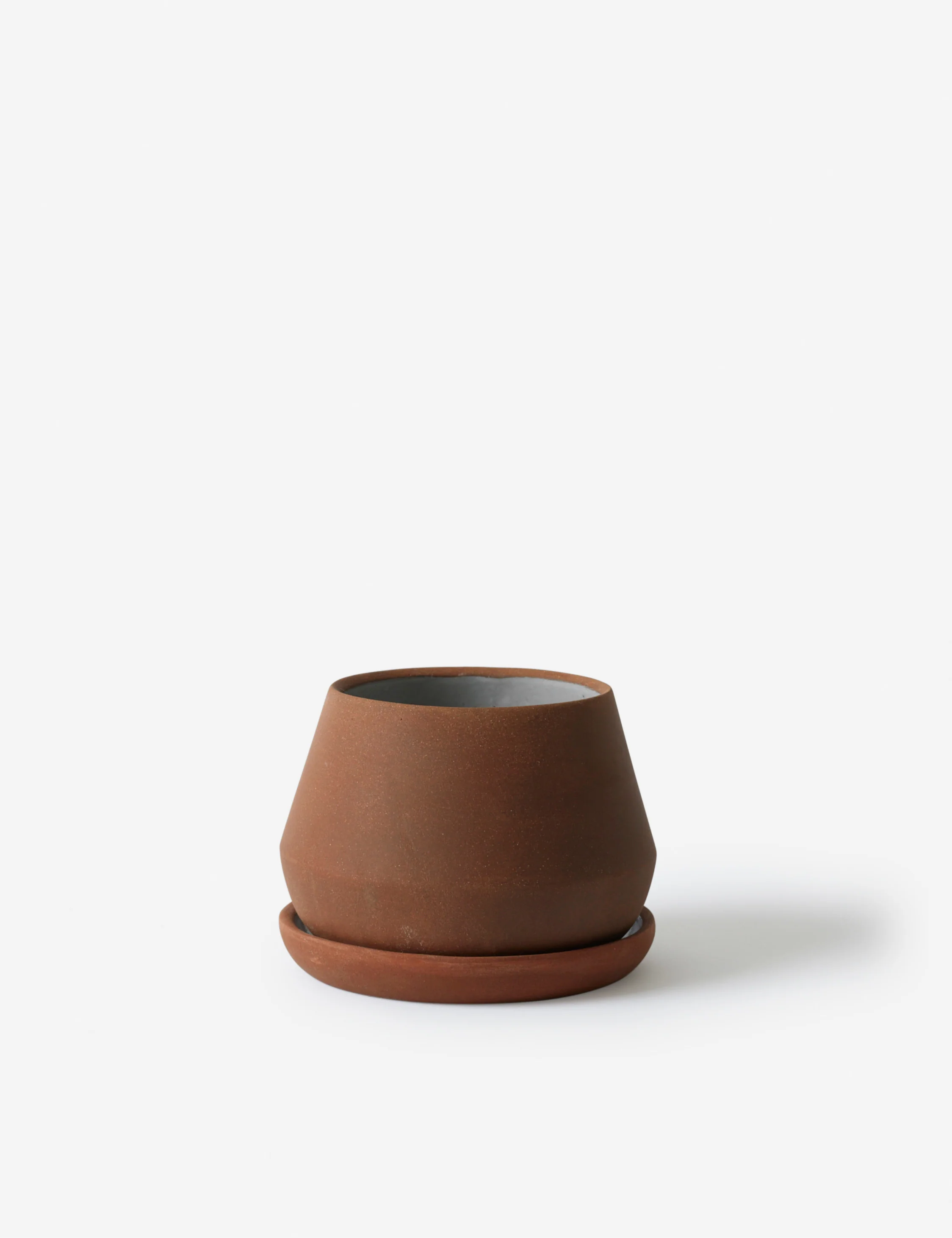 Rancho Ceramic Indoor / Outdoor Planter by LBE Design - Image 9